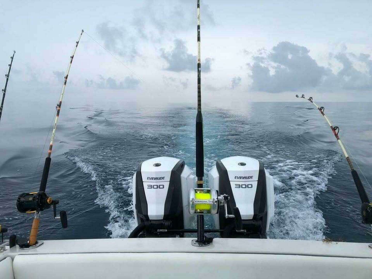 1990 Wellcraft Scarab 30 Sport - Image 7