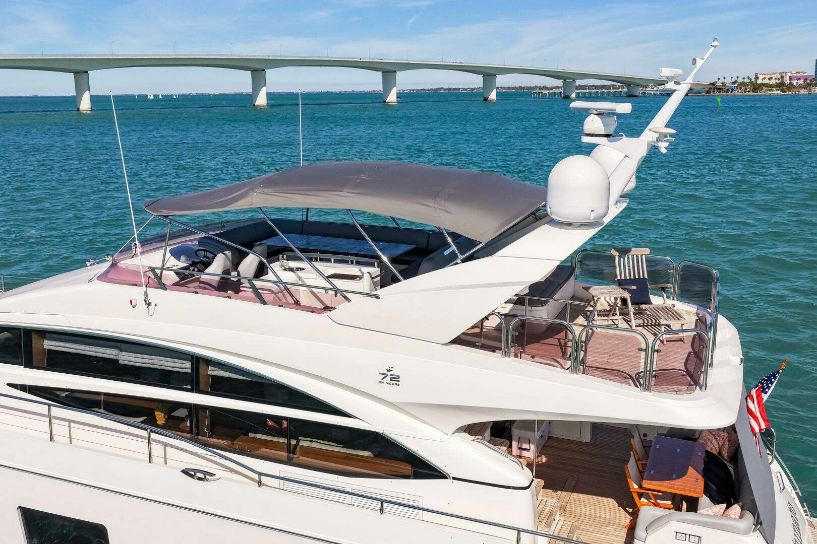 2014 Princess Y72 - Image 23