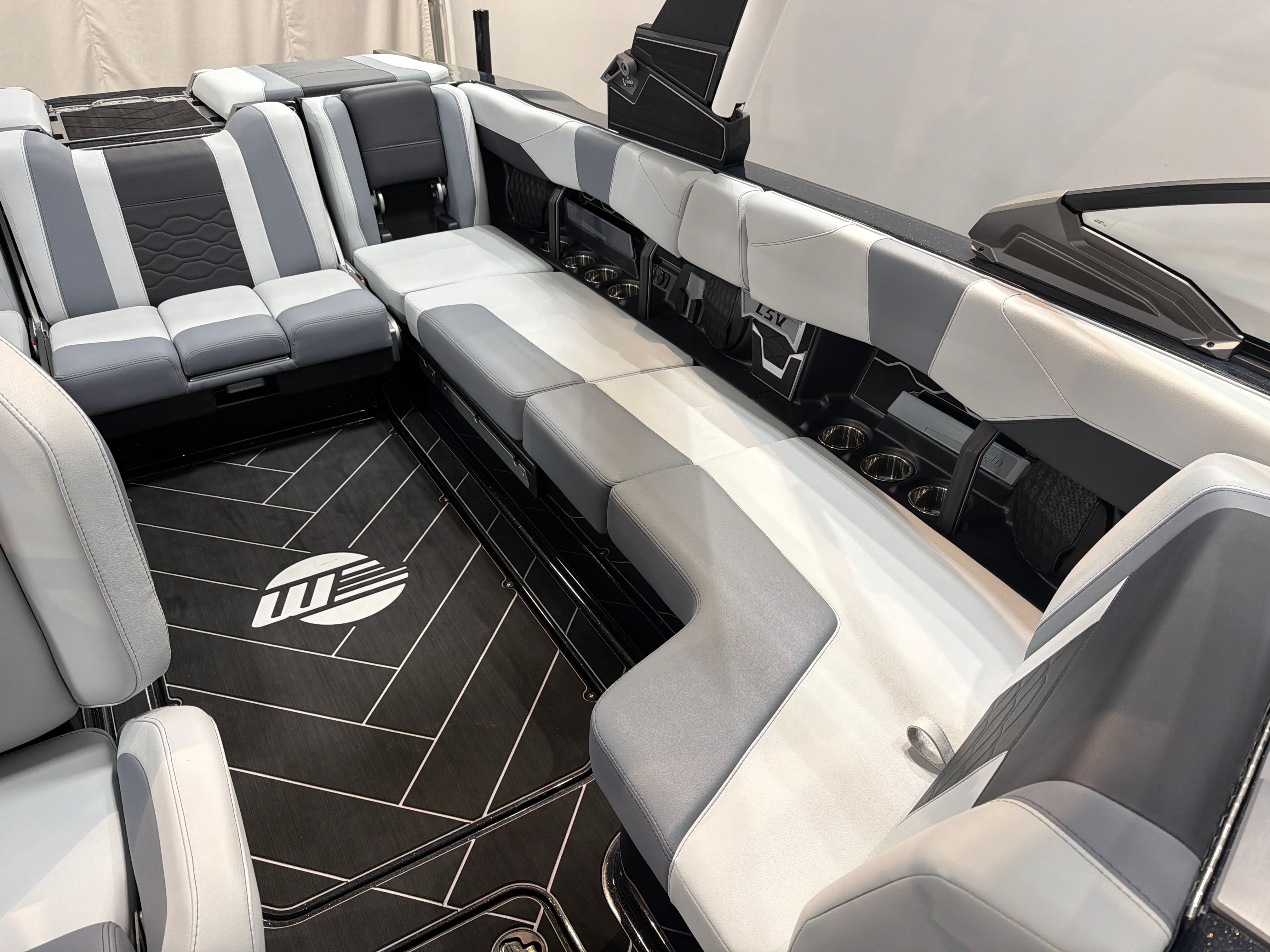 2026 Malibu Wakesetter 23 LSV - 10