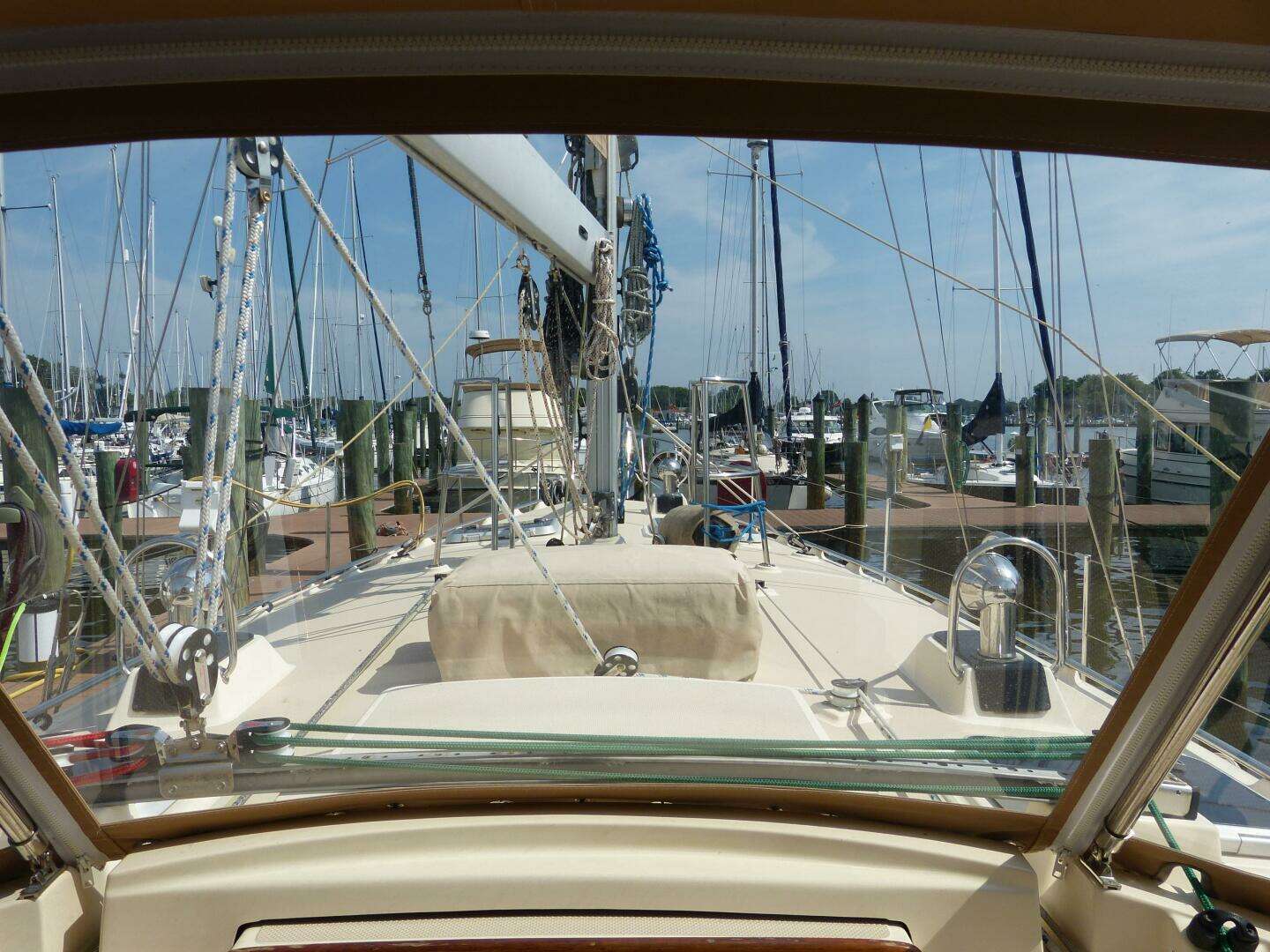 2000 Island Packet 420 - Image 10