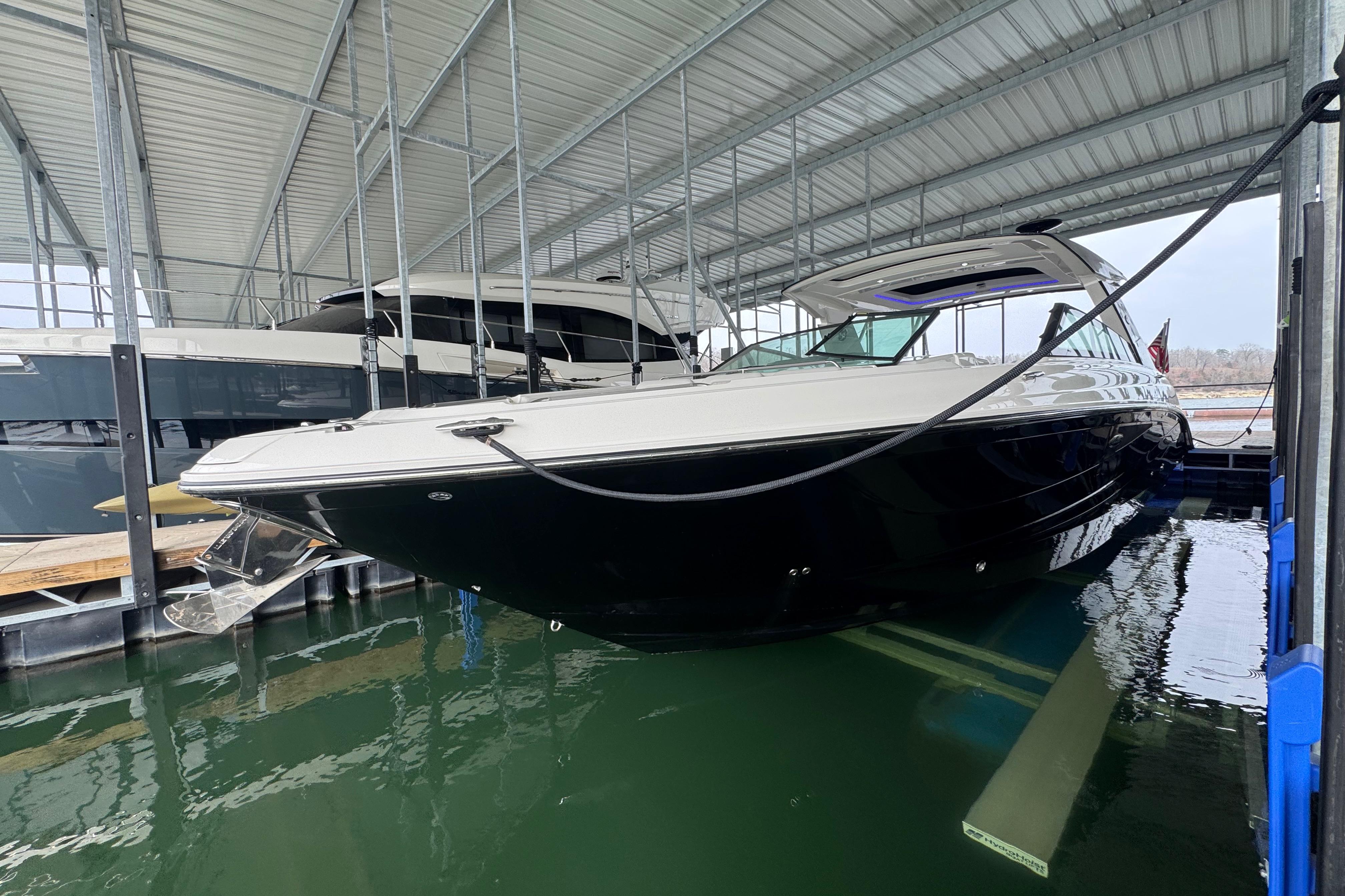 2025 Sea Ray SLX 400