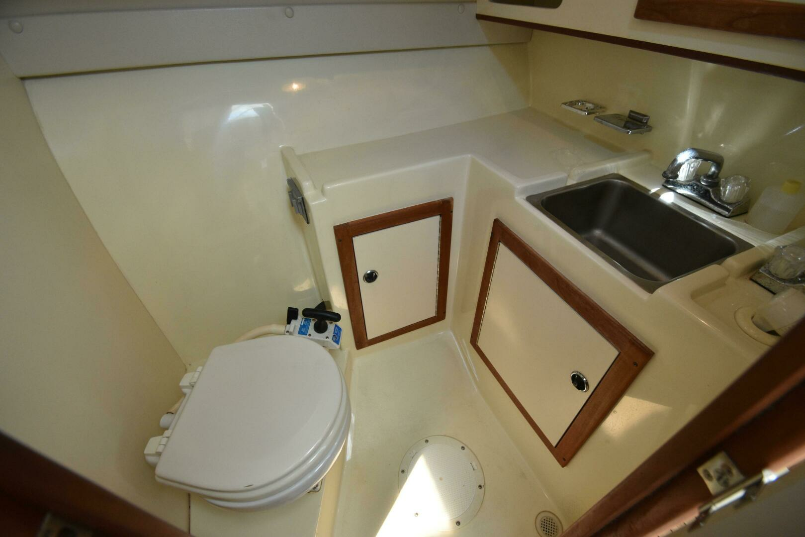 1998 Albin 28 TE Pilothouse - Image 34