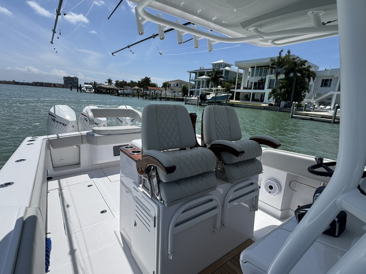2024 Jupiter 38 HFS - Image 15