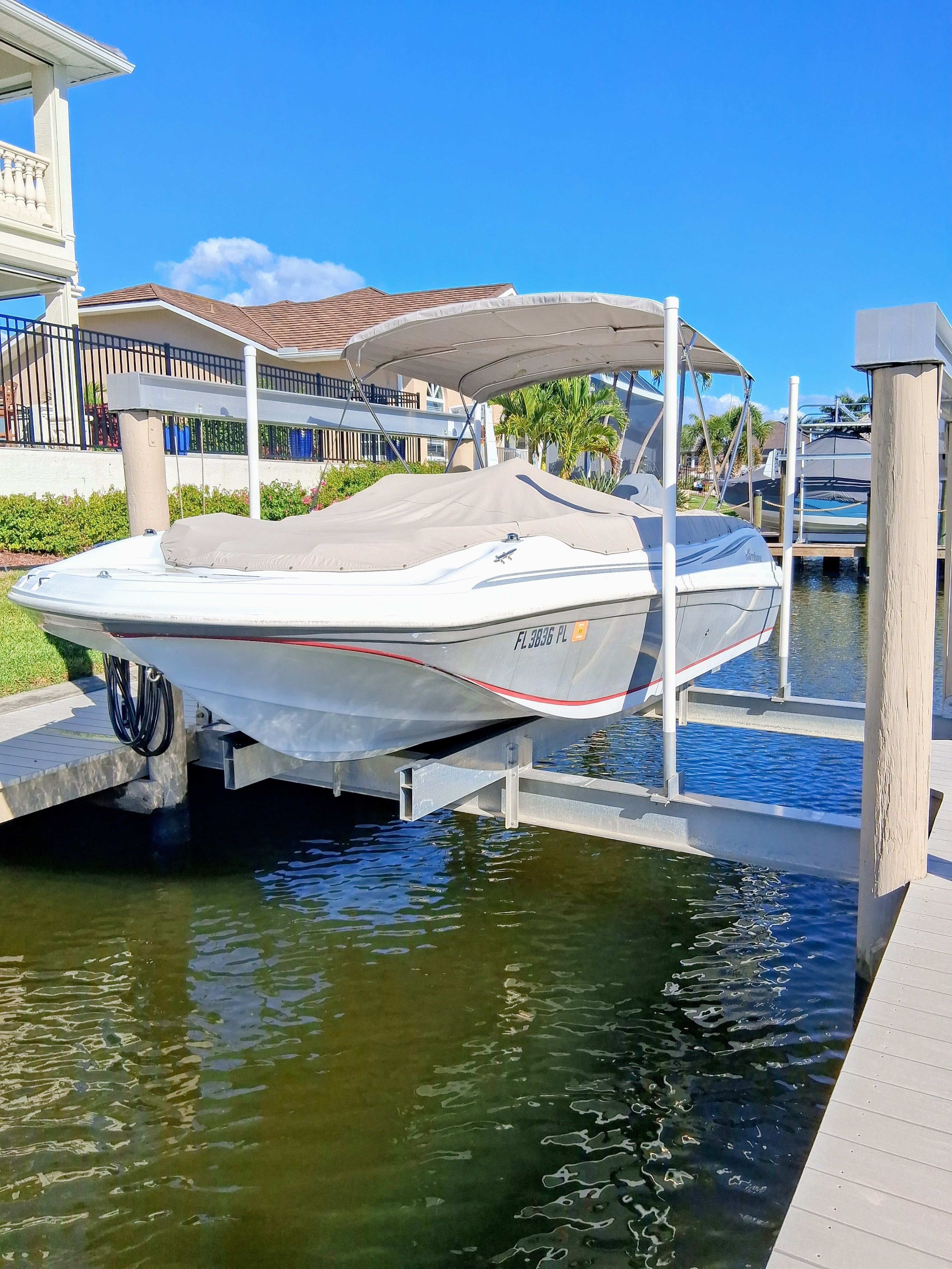 2013 Hurricane 188SD