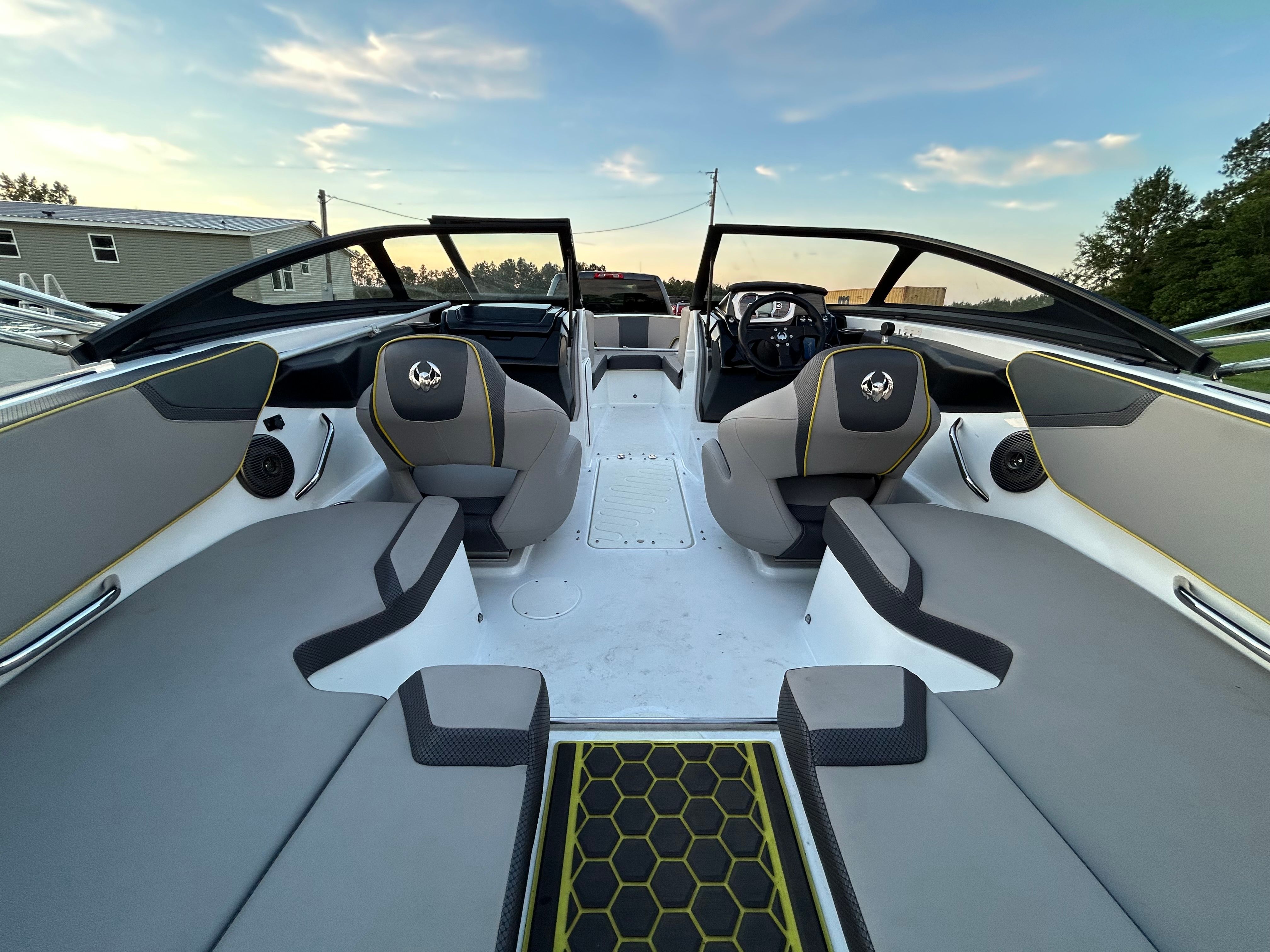 2019 Scarab 195 ID - 5