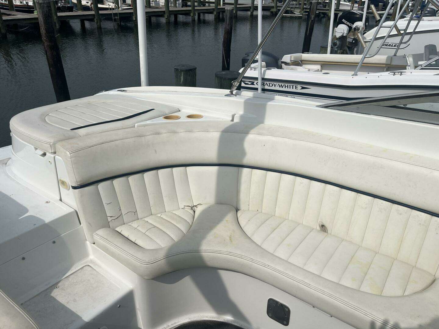 2002 Cobalt 282 - Image 12