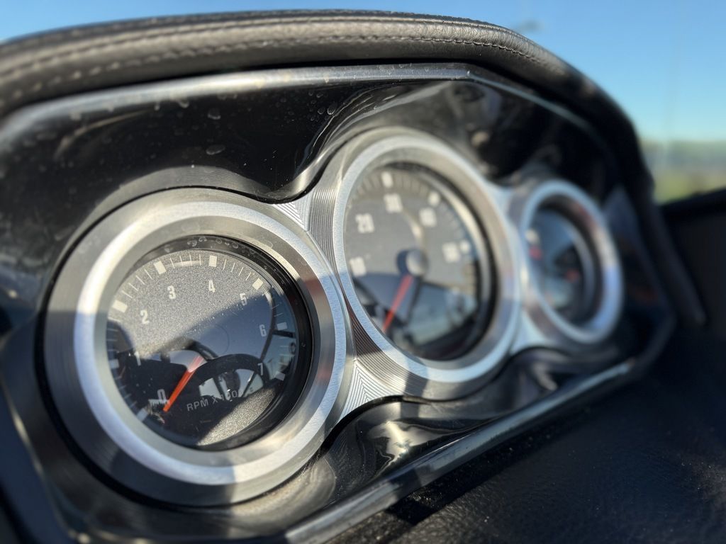 2019 MasterCraft XT22 - 35