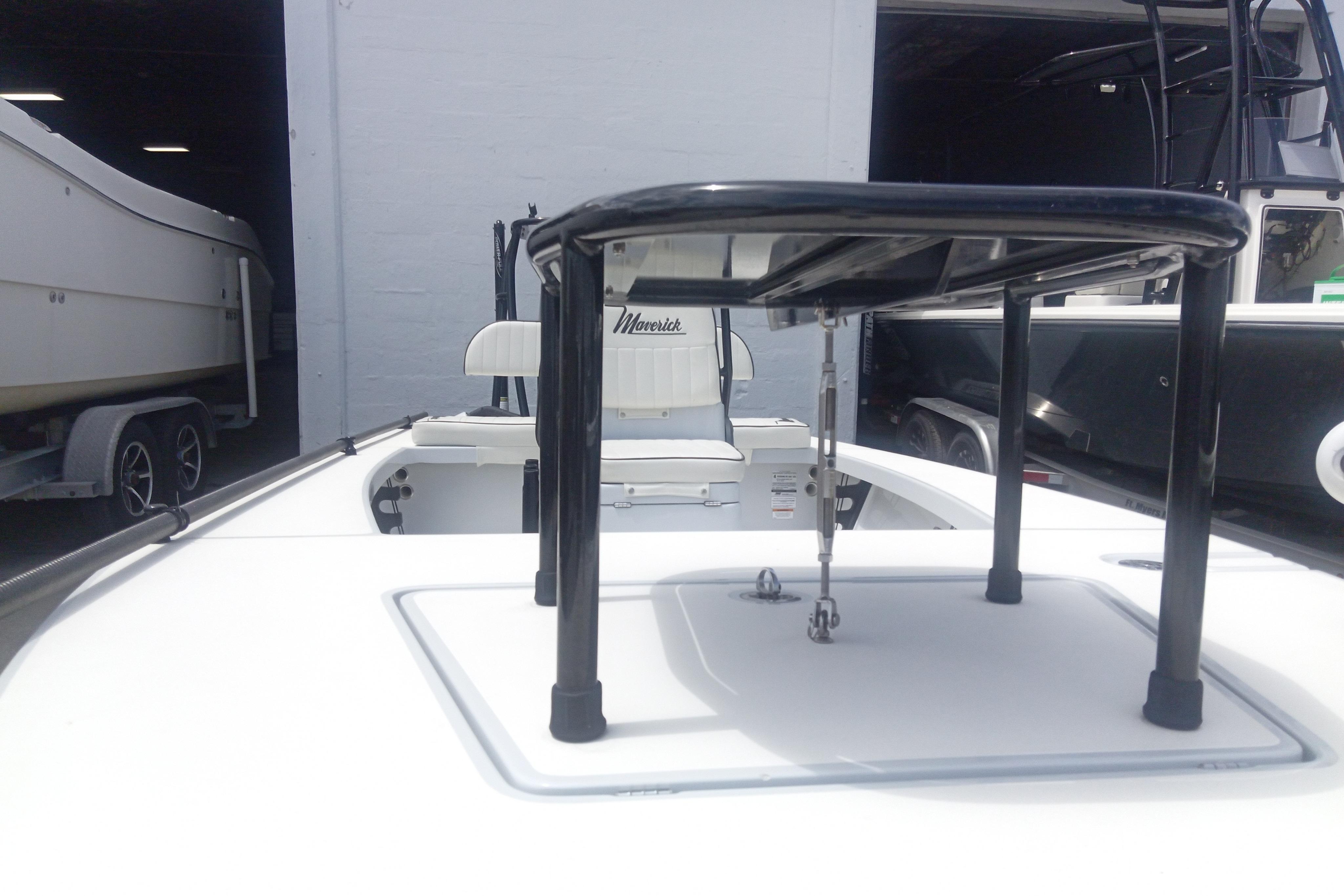 2020 Maverick 18 HPX-V boat interior with raised platform and sleek design.
