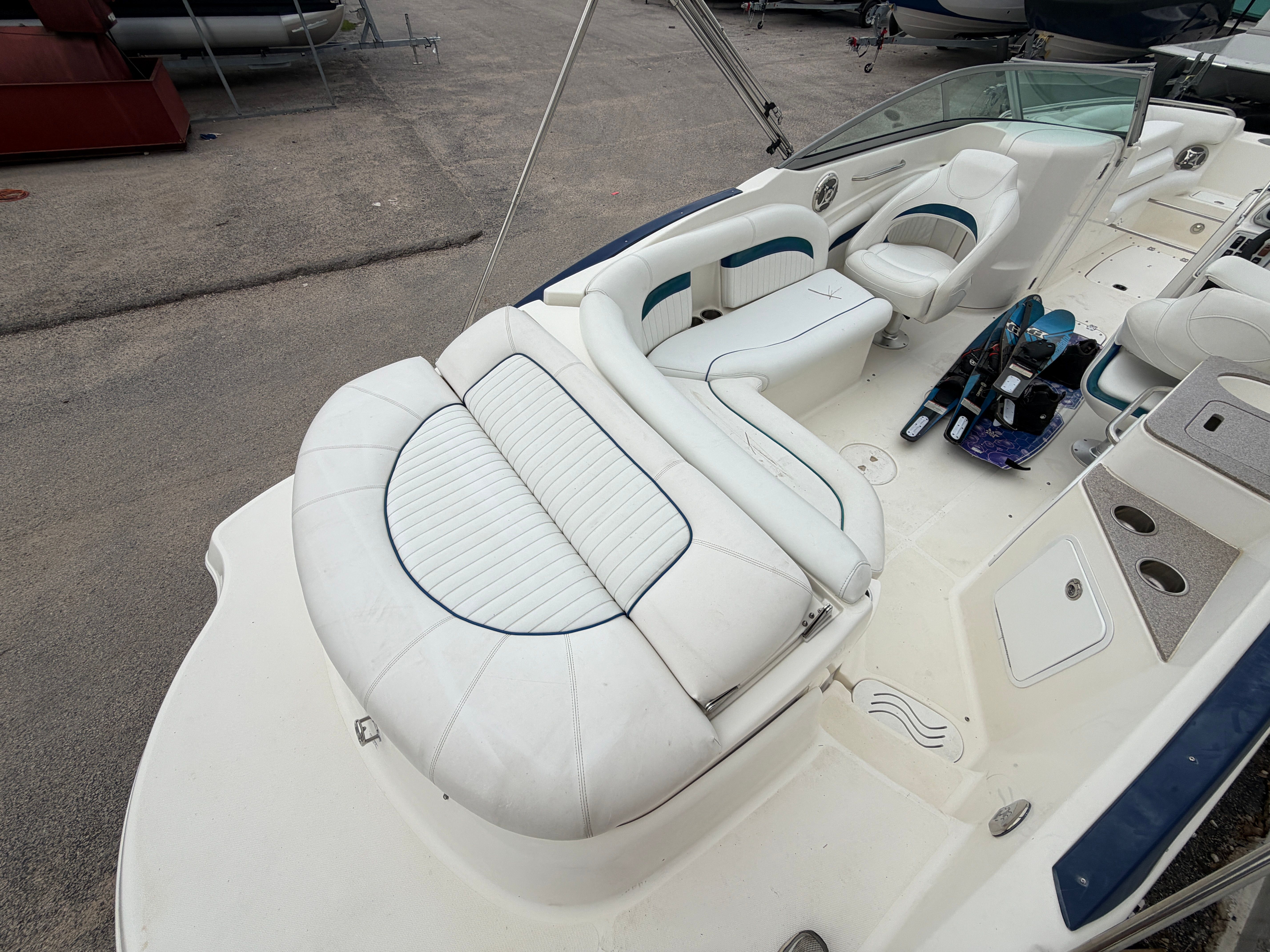 2012 HURRICANE 2600 FD - Image 6