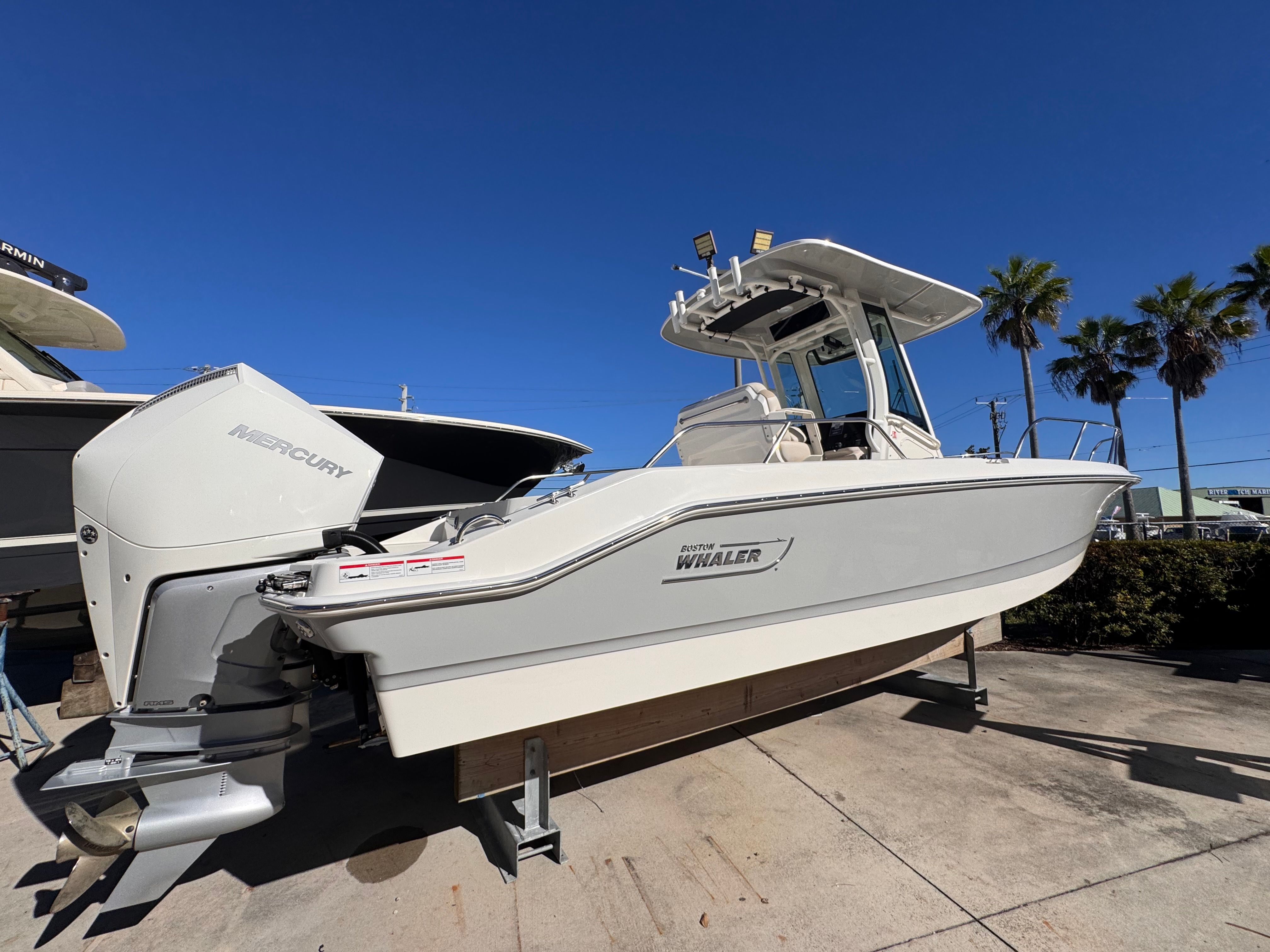 2026 Boston Whaler 280 Dauntless - 8