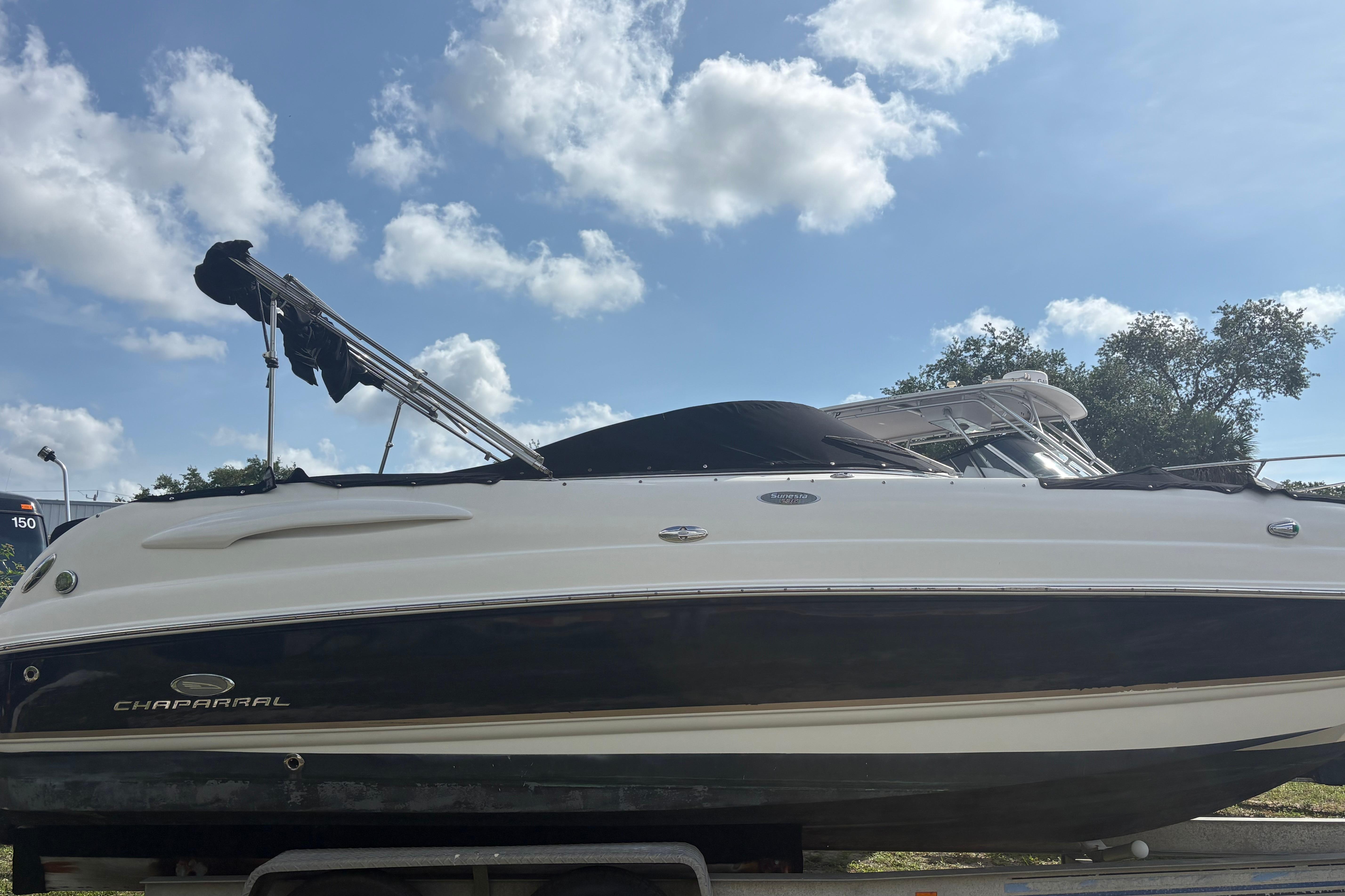 2006 Chaparral Sunesta 236