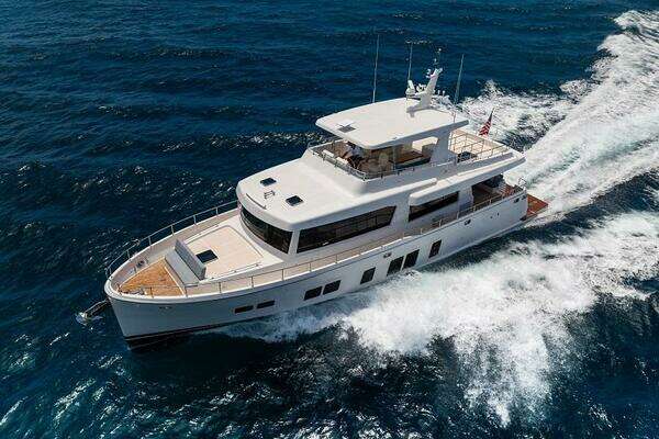 2027 Offshore Yachts