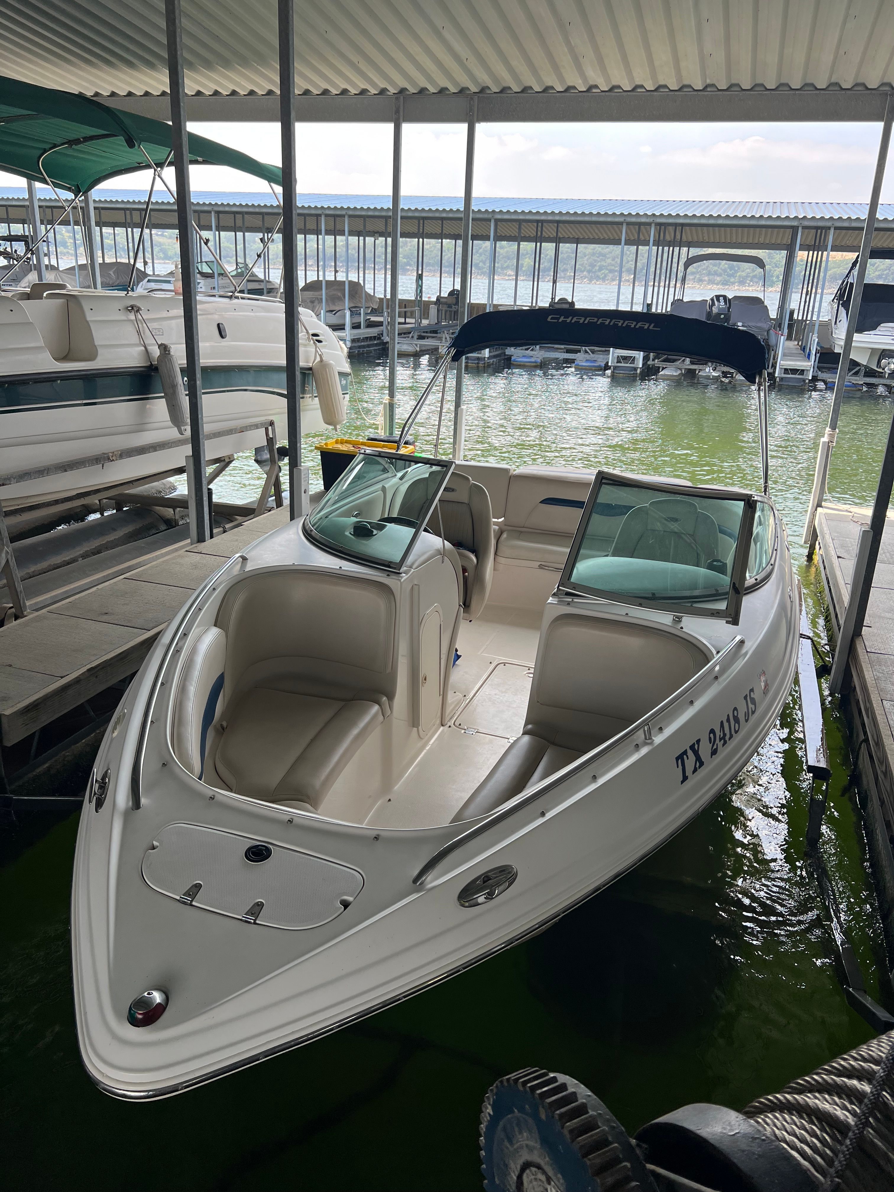2002 Chaparral 220 SSi Wide Tech - 12