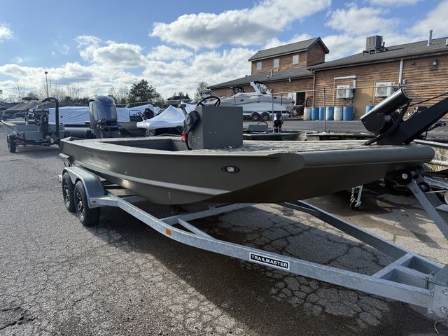2022 Gator Trax 1862 BIG Water - 2