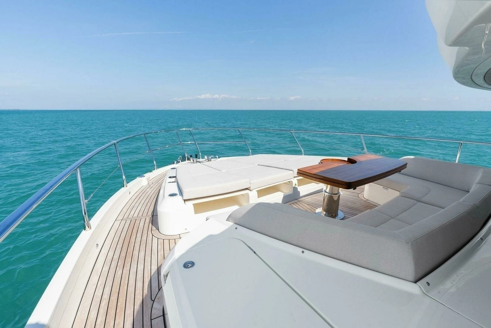 2026 Absolute 70 Navetta - Image 70