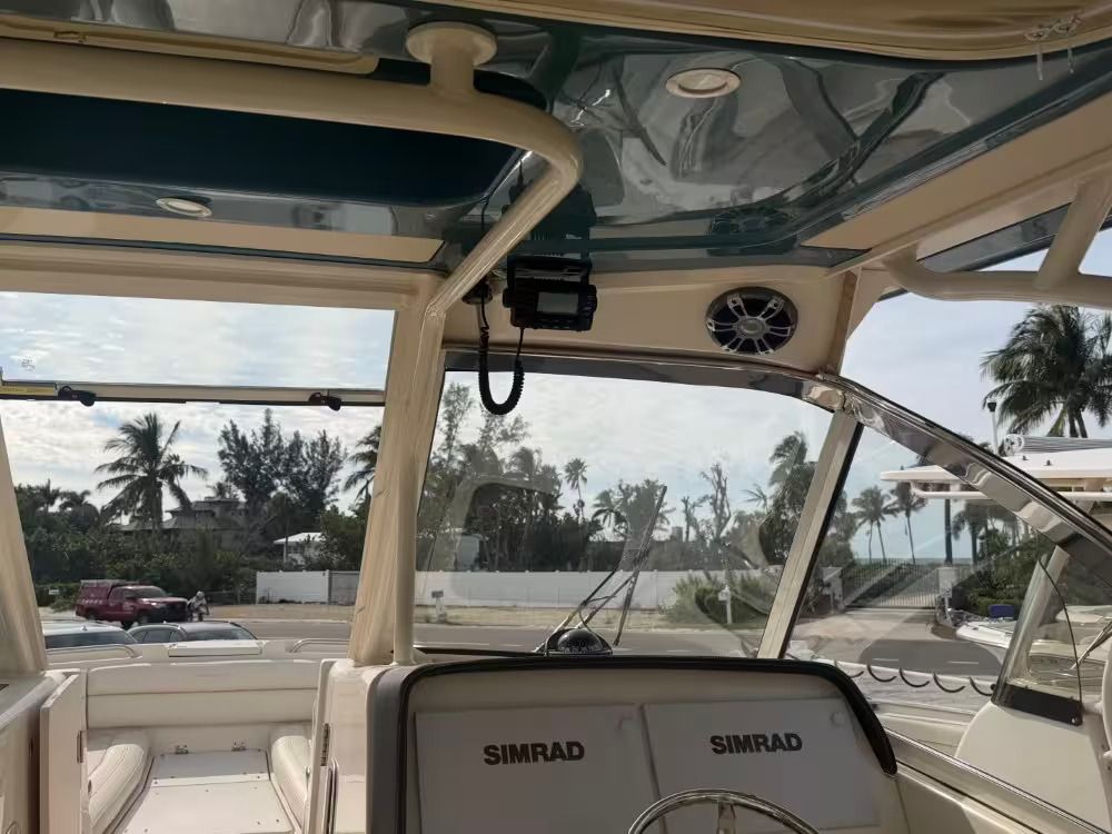 2019 Grady-White Freedom 325 - 11