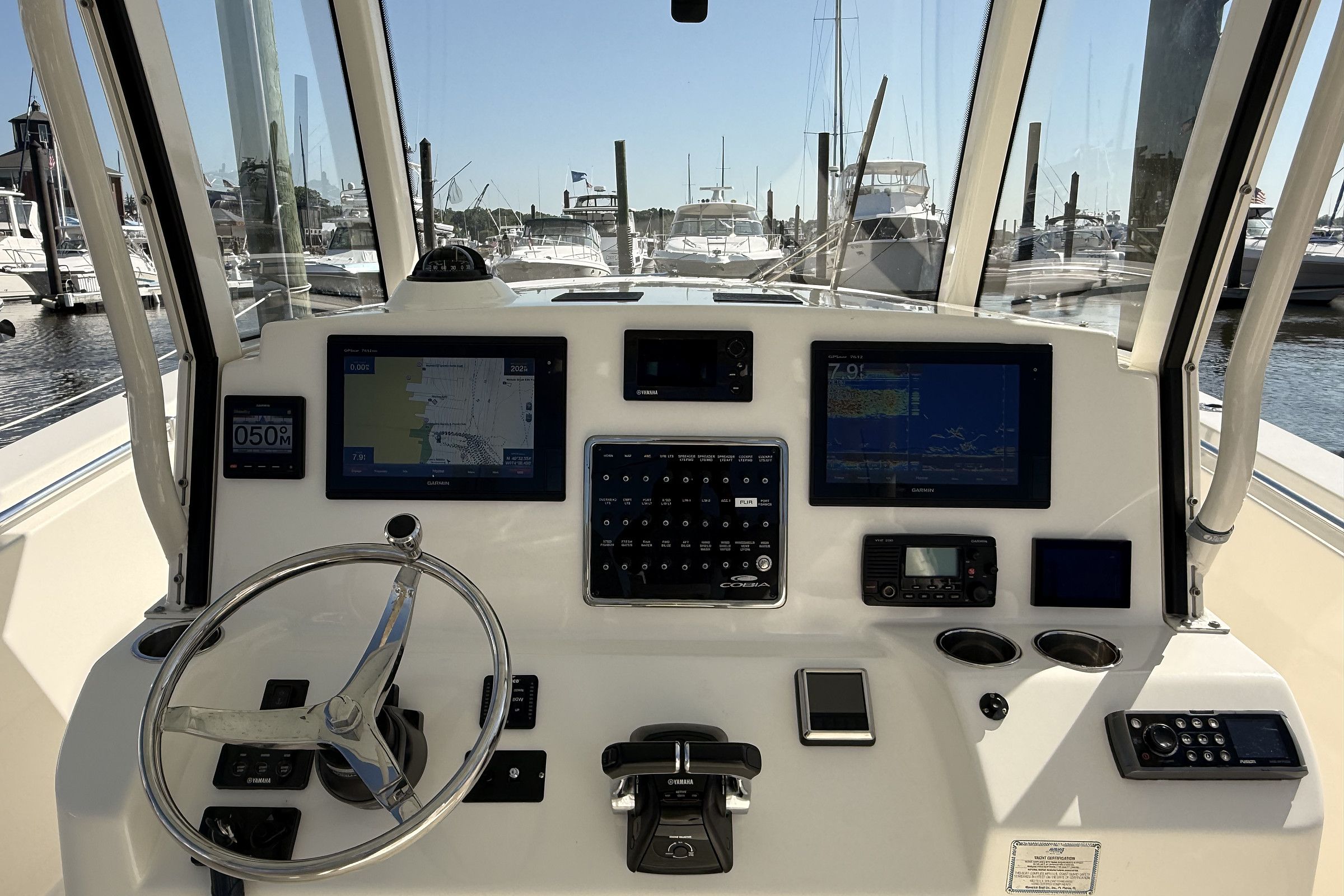 2015 Cobia Center Console 344 - 8