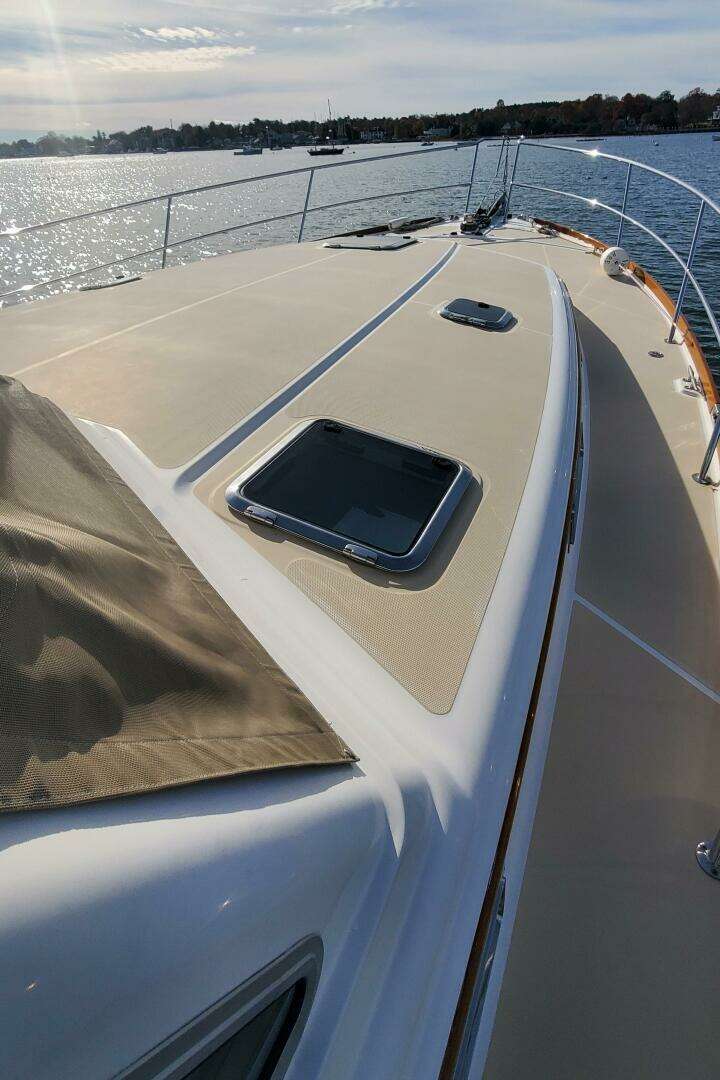 2012 Sabre 48 Salon Express - Image 15