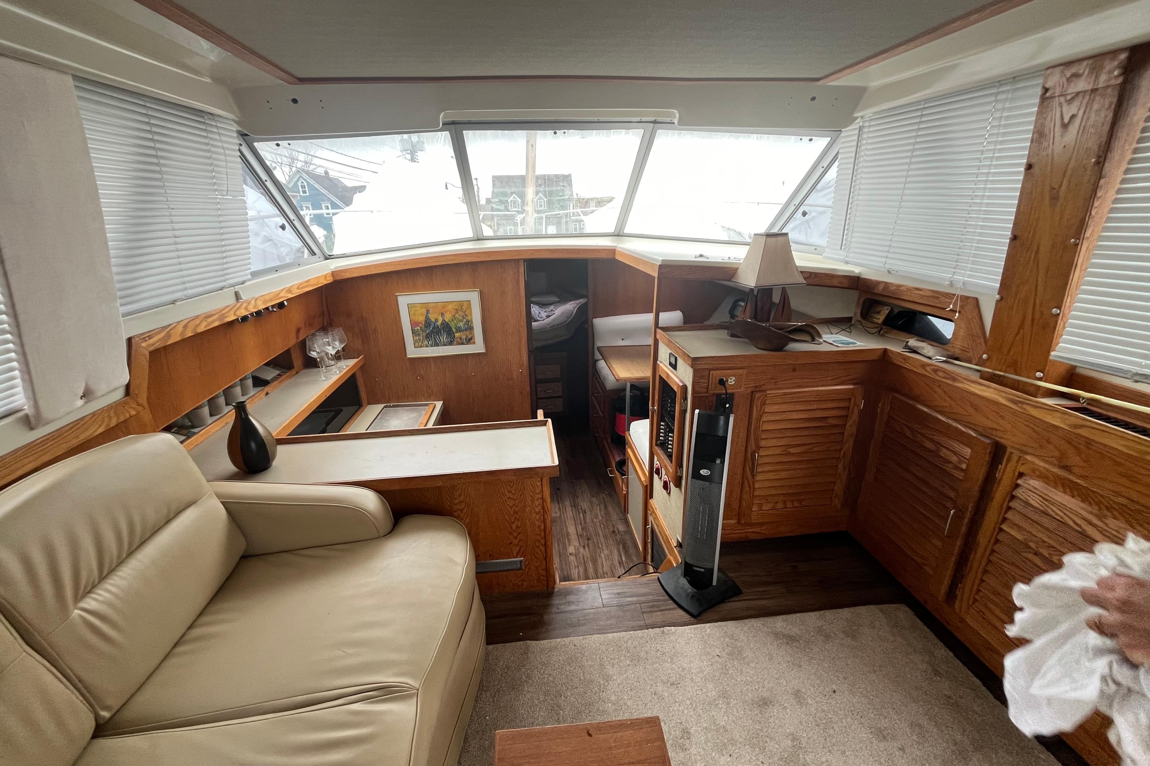 1985 Silverton 34 Convertible