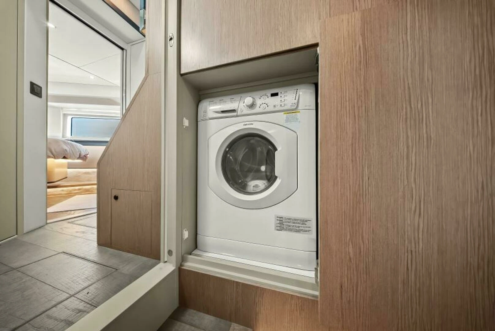 2025 Absolute Navetta 53 - Image 29