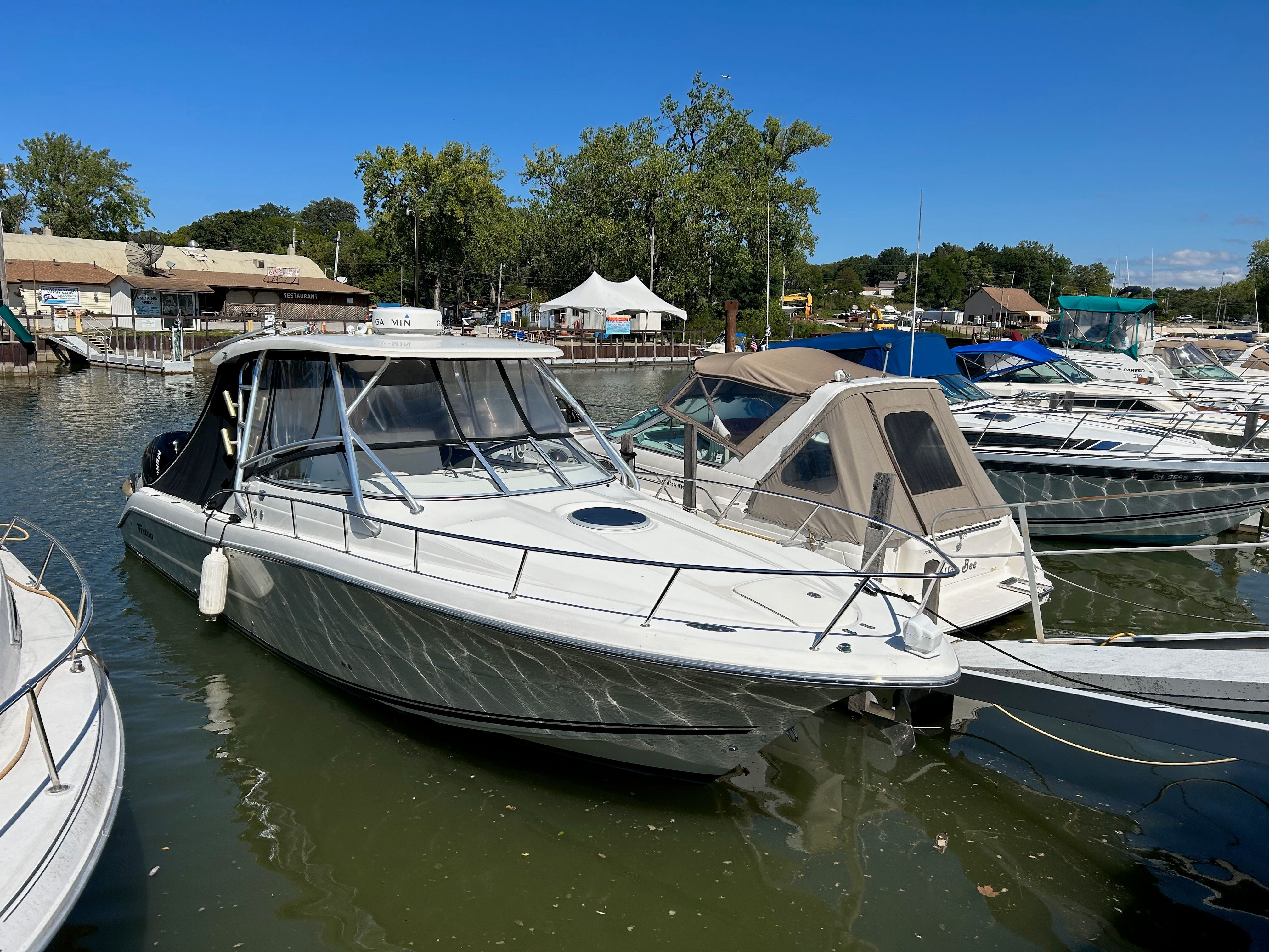 2007 Triton 351 Express - 7