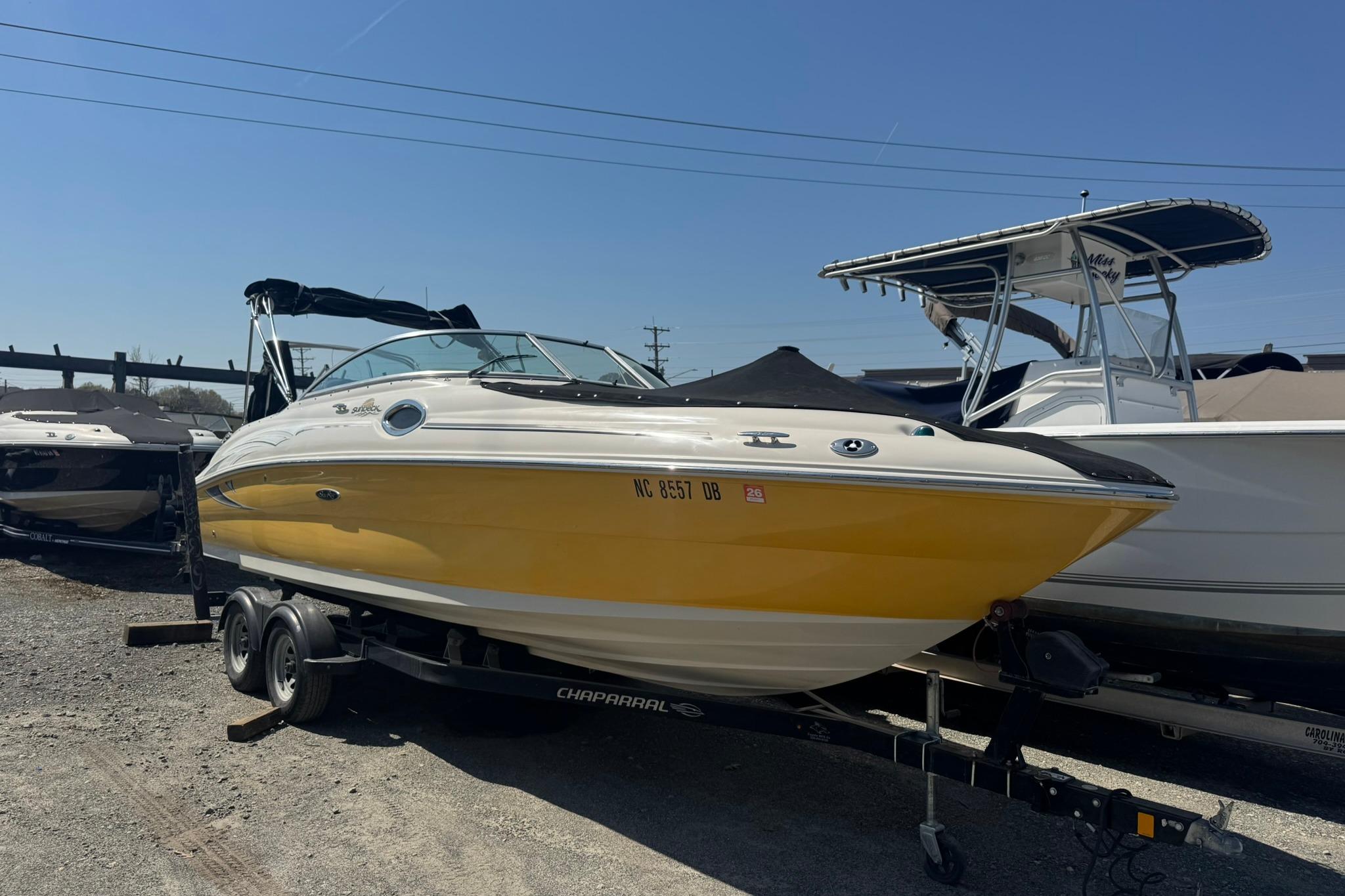 2005 Sea Ray 240 Sundeck