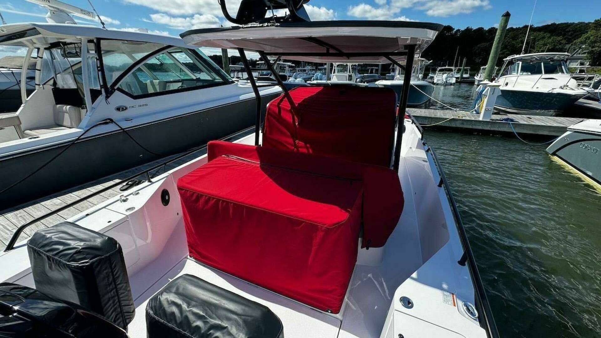 2022 Axopar 28 T-Top - Image 34