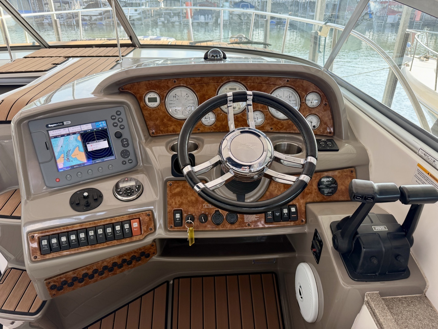 2007 Rinker 350 Express Cruiser - Image 25