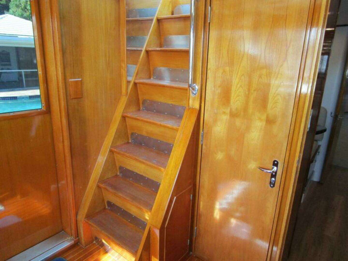 1986 Burger Flush Deck with Flybridge - Image 7