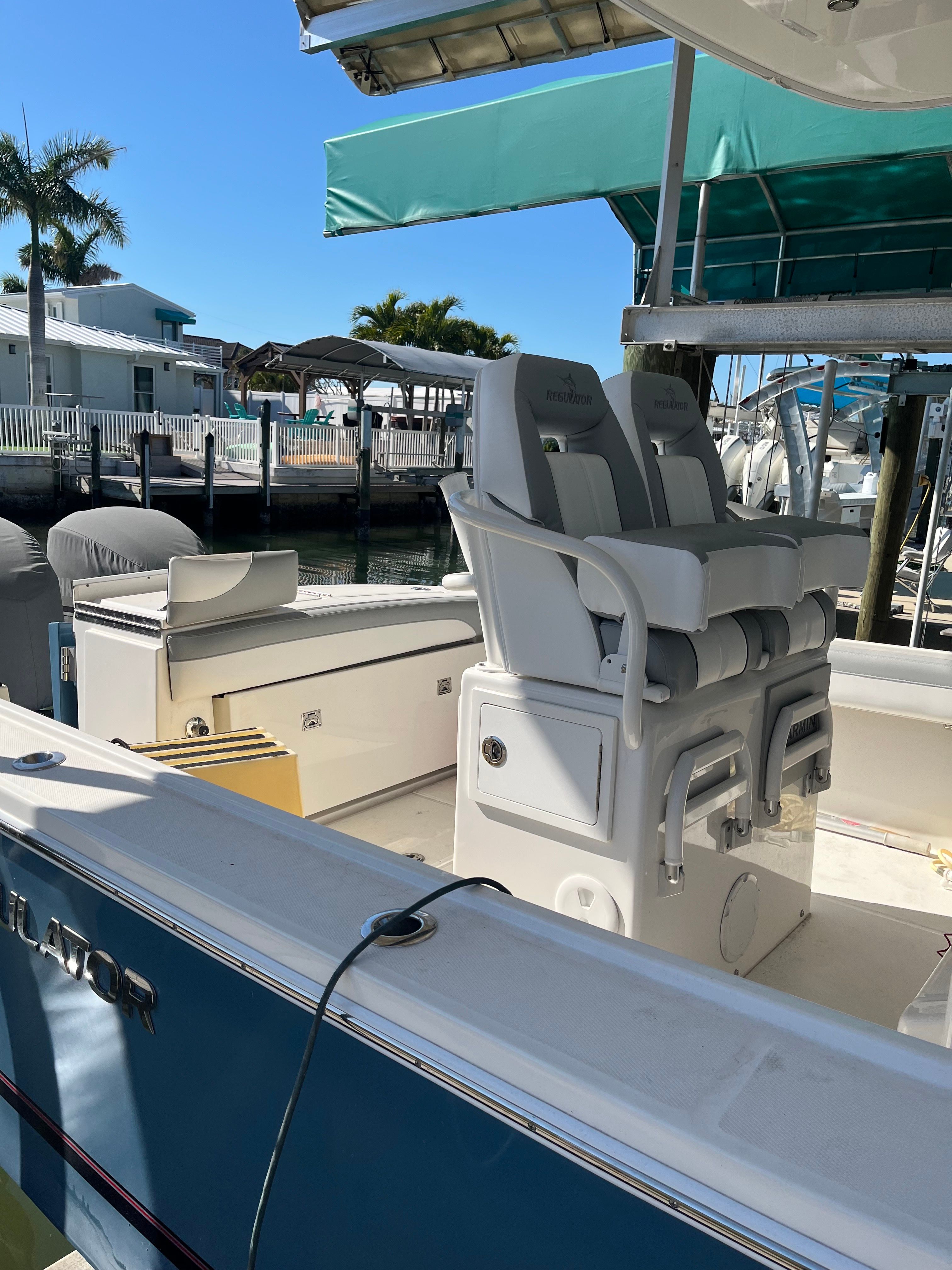 2020 Regulator Center Console - 7