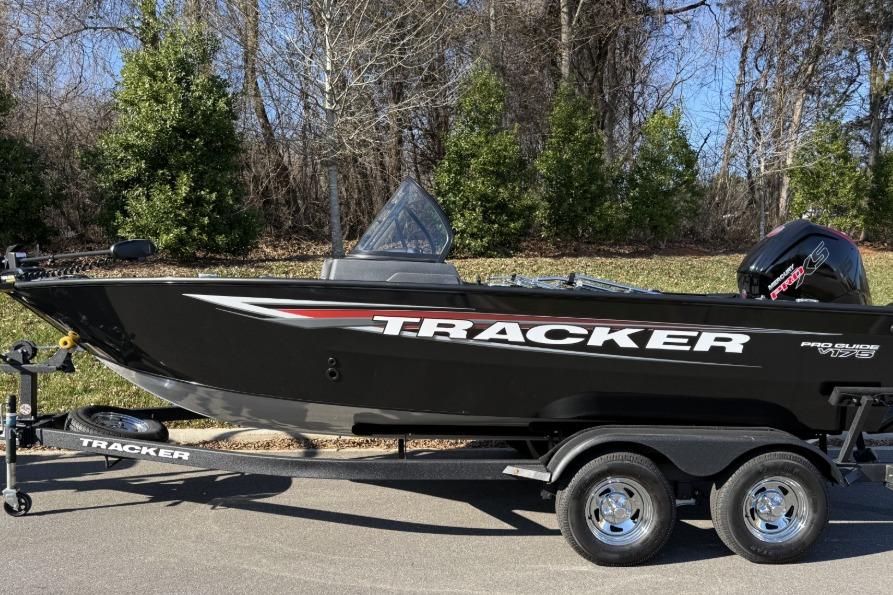 2026 Tracker Pro Guide V-175 Combo