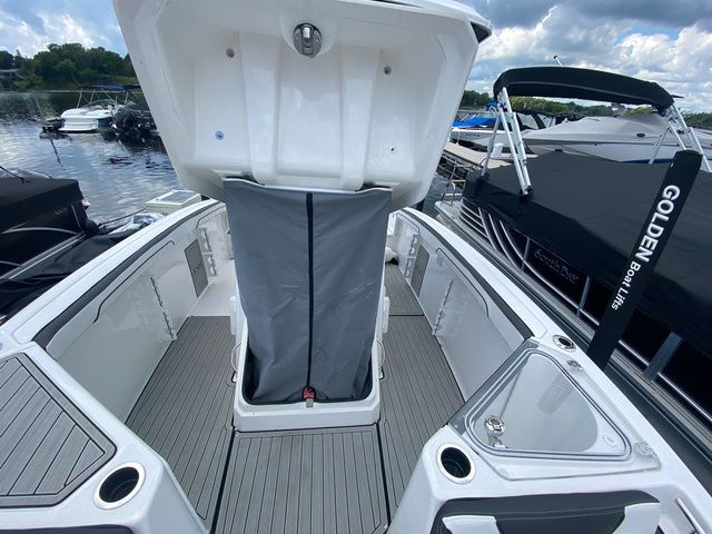 2024 Yamaha Boats 255 FSH Sport H - 26