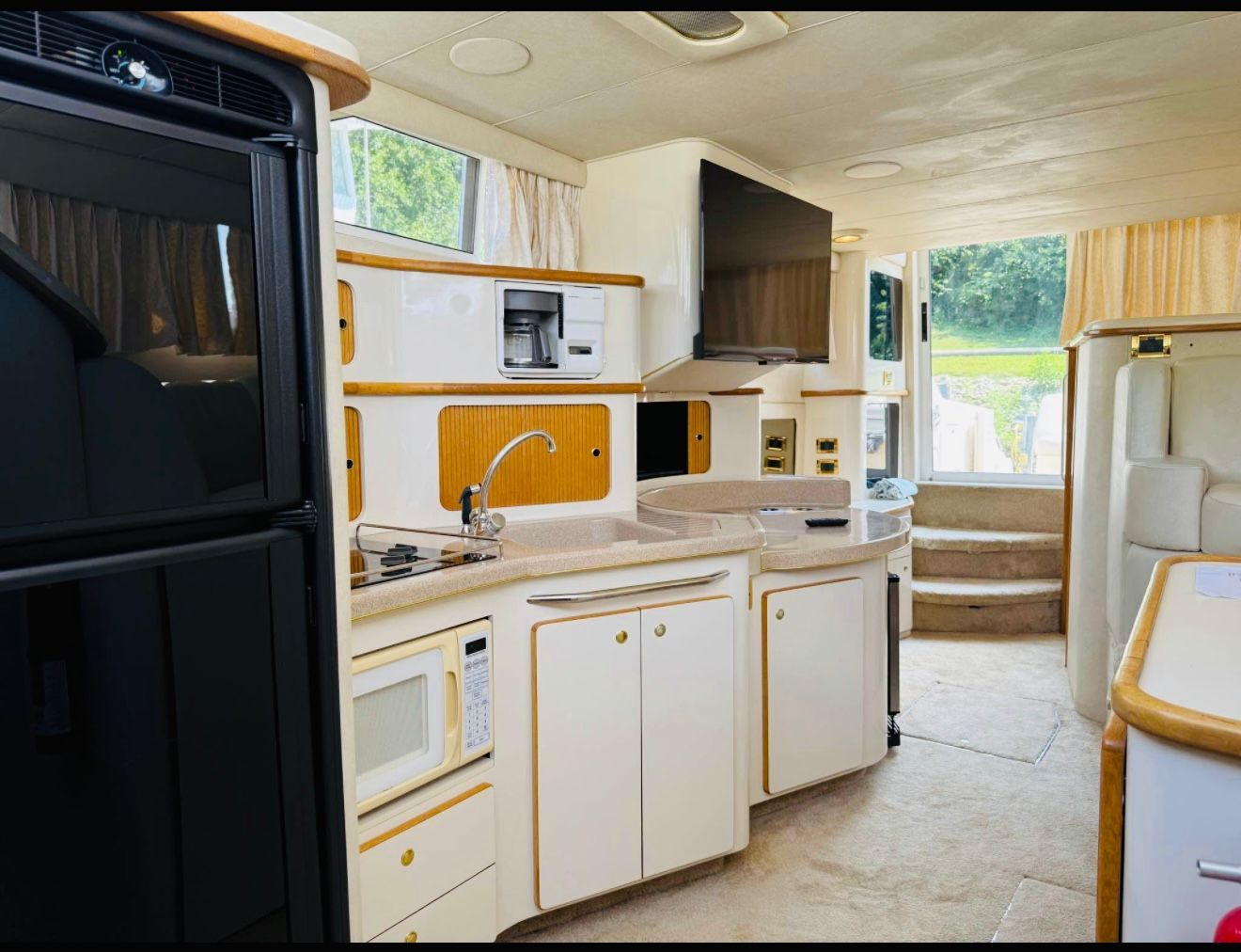 1997 Sea Ray Express Bridge 440 - 10