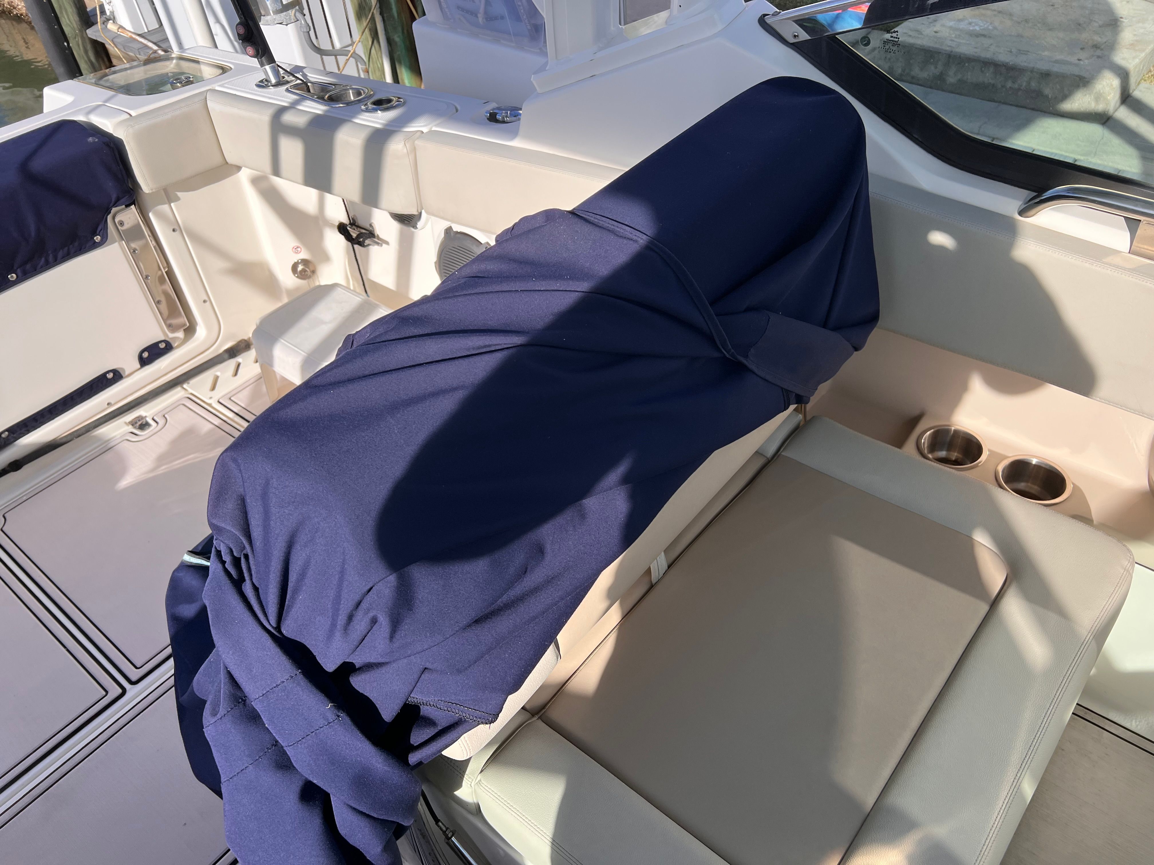 2022 Boston Whaler 240 Vantage - 7