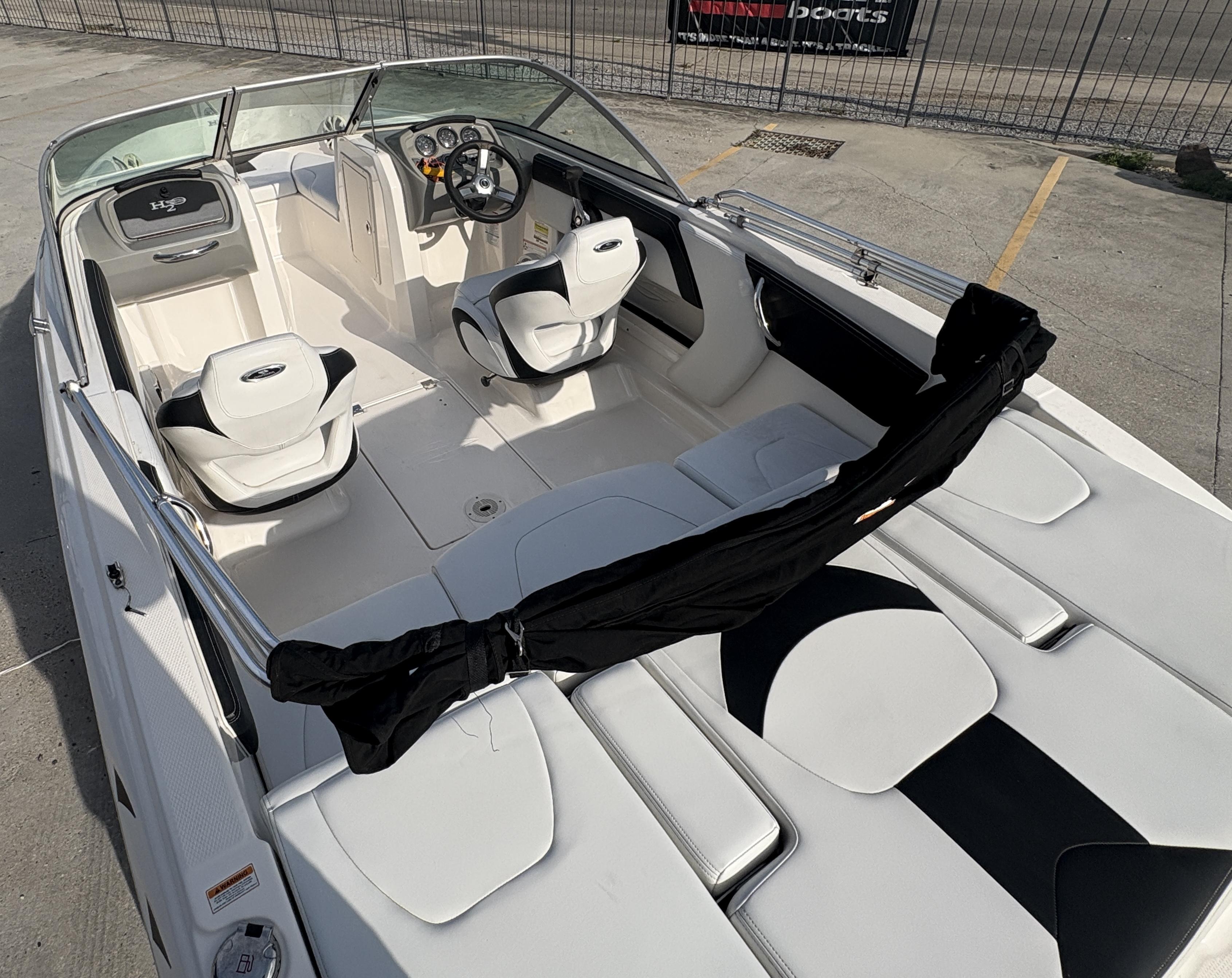 2017 Chaparral 19 H2O Sport - 8