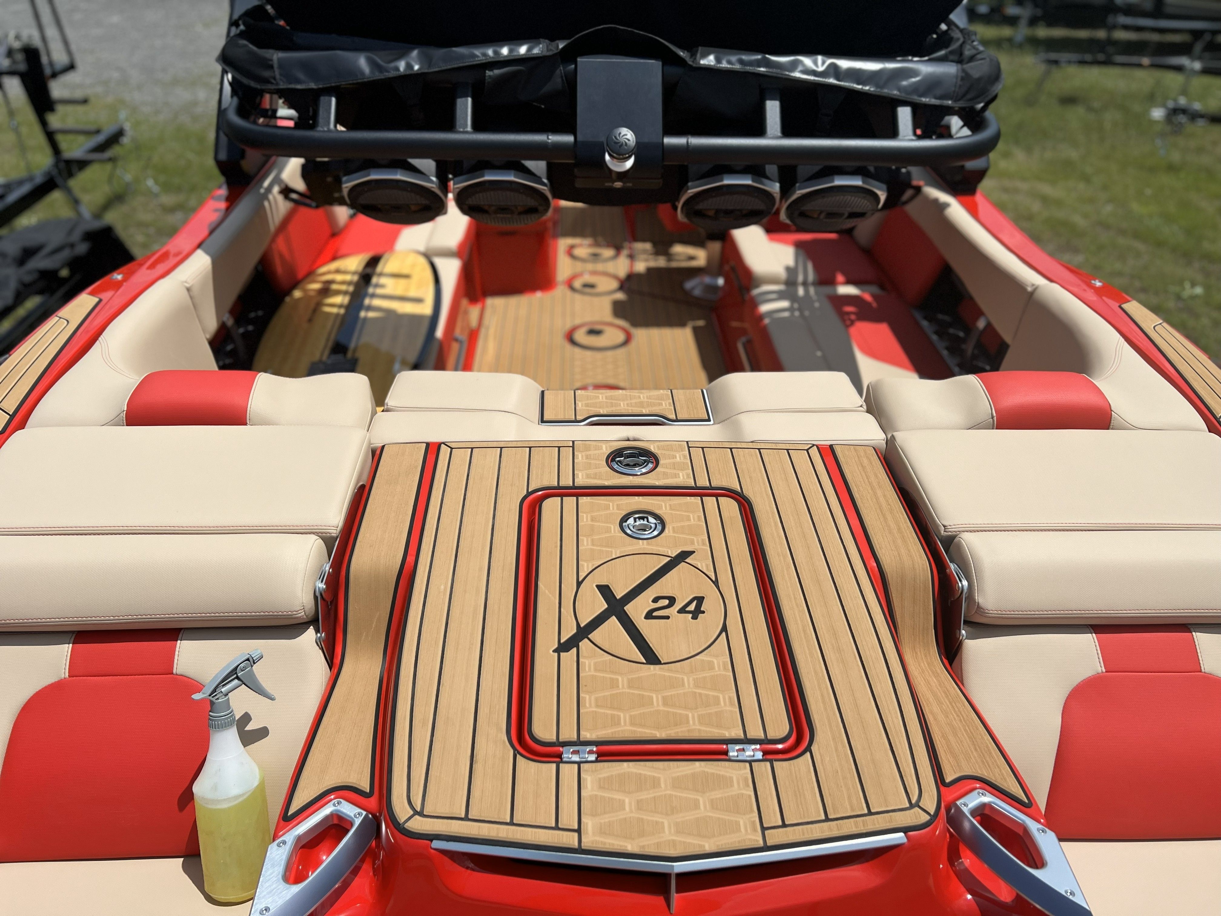 2023 MasterCraft X24 - 3