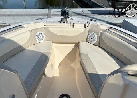 2011 Grady-White Freedom 255 - 10