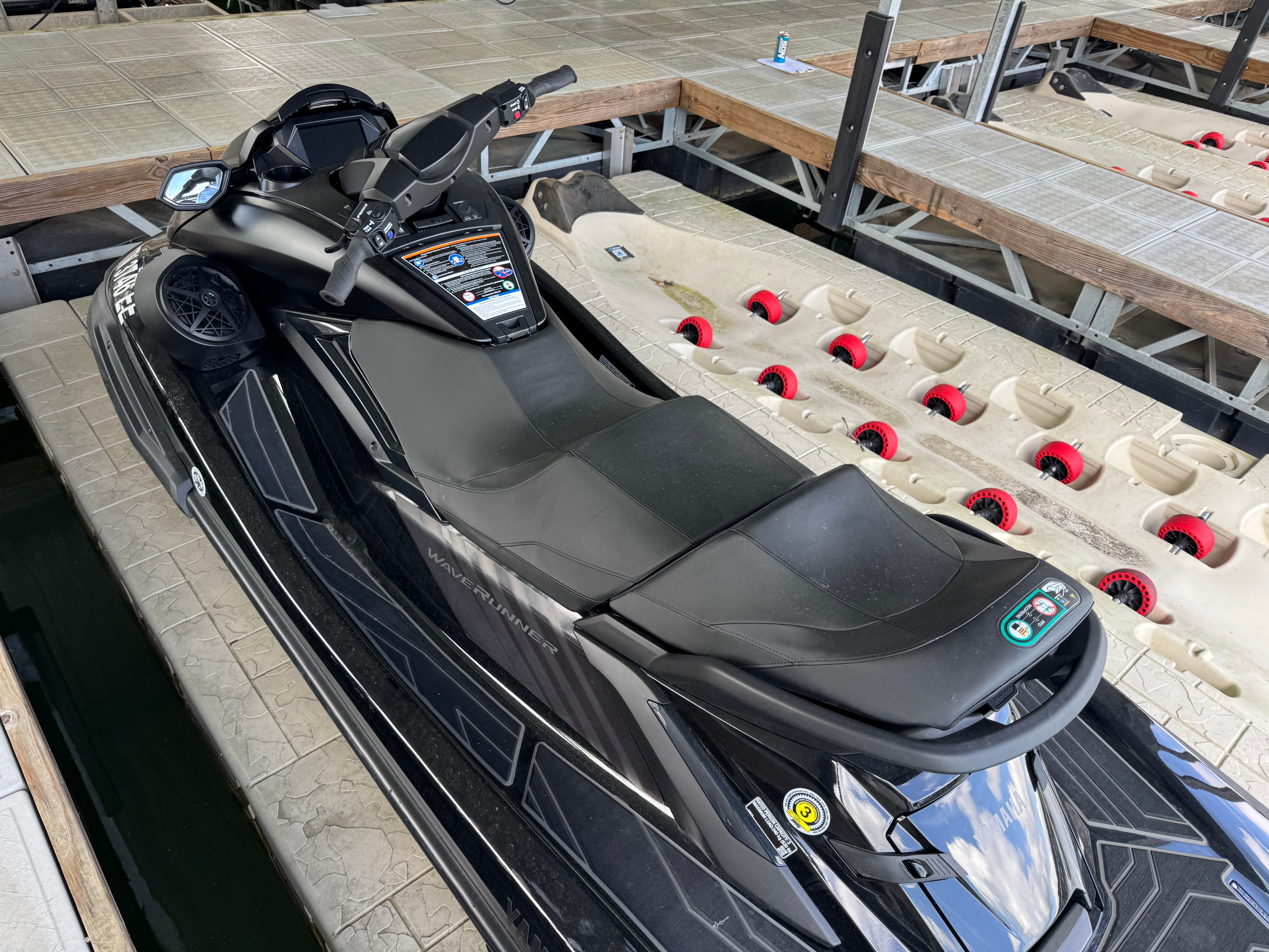 2025 Yamaha Boats FX CRUSIER SVHO - 12