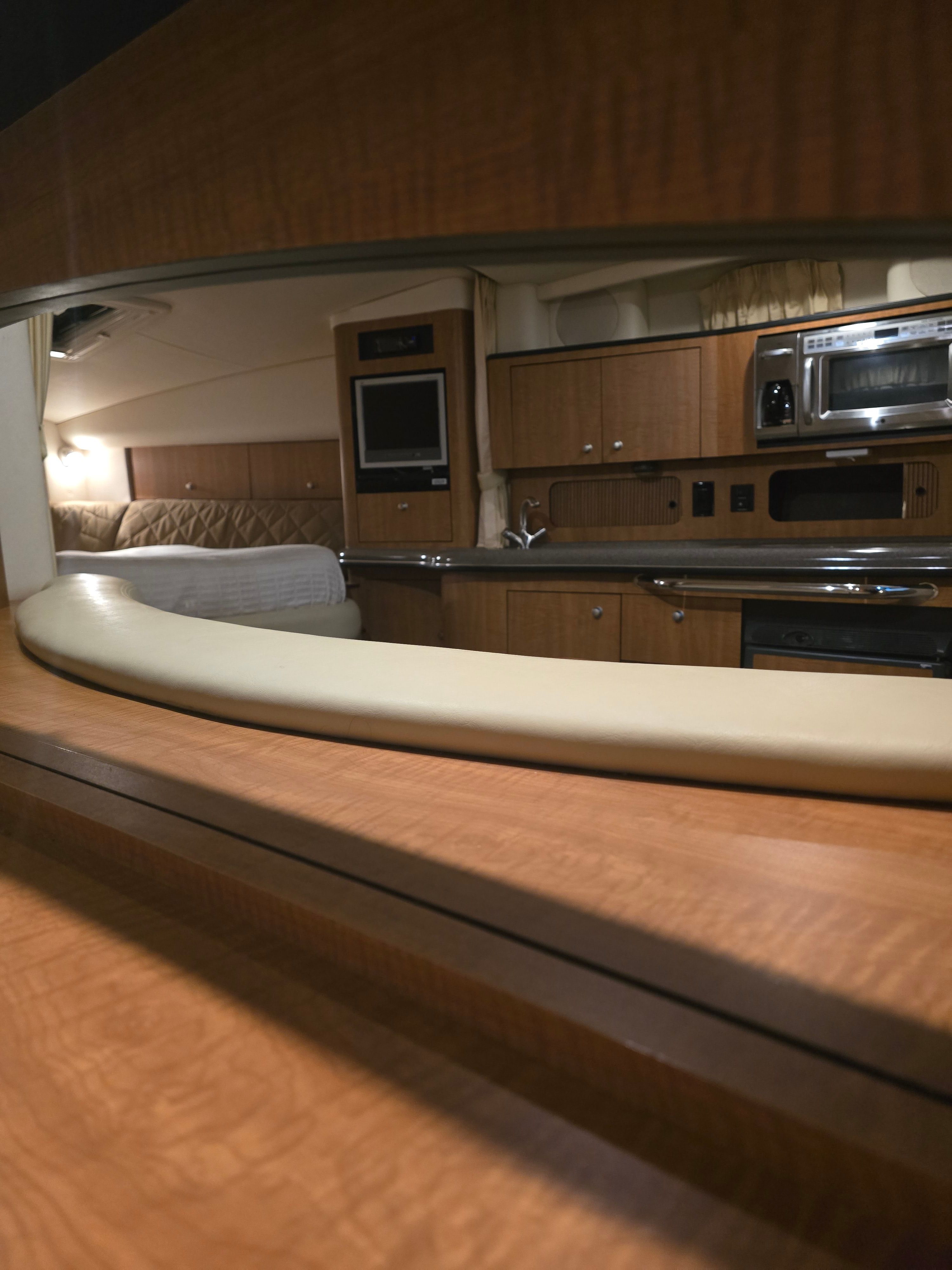 2006 Sea Ray Sundancer 320 - 15