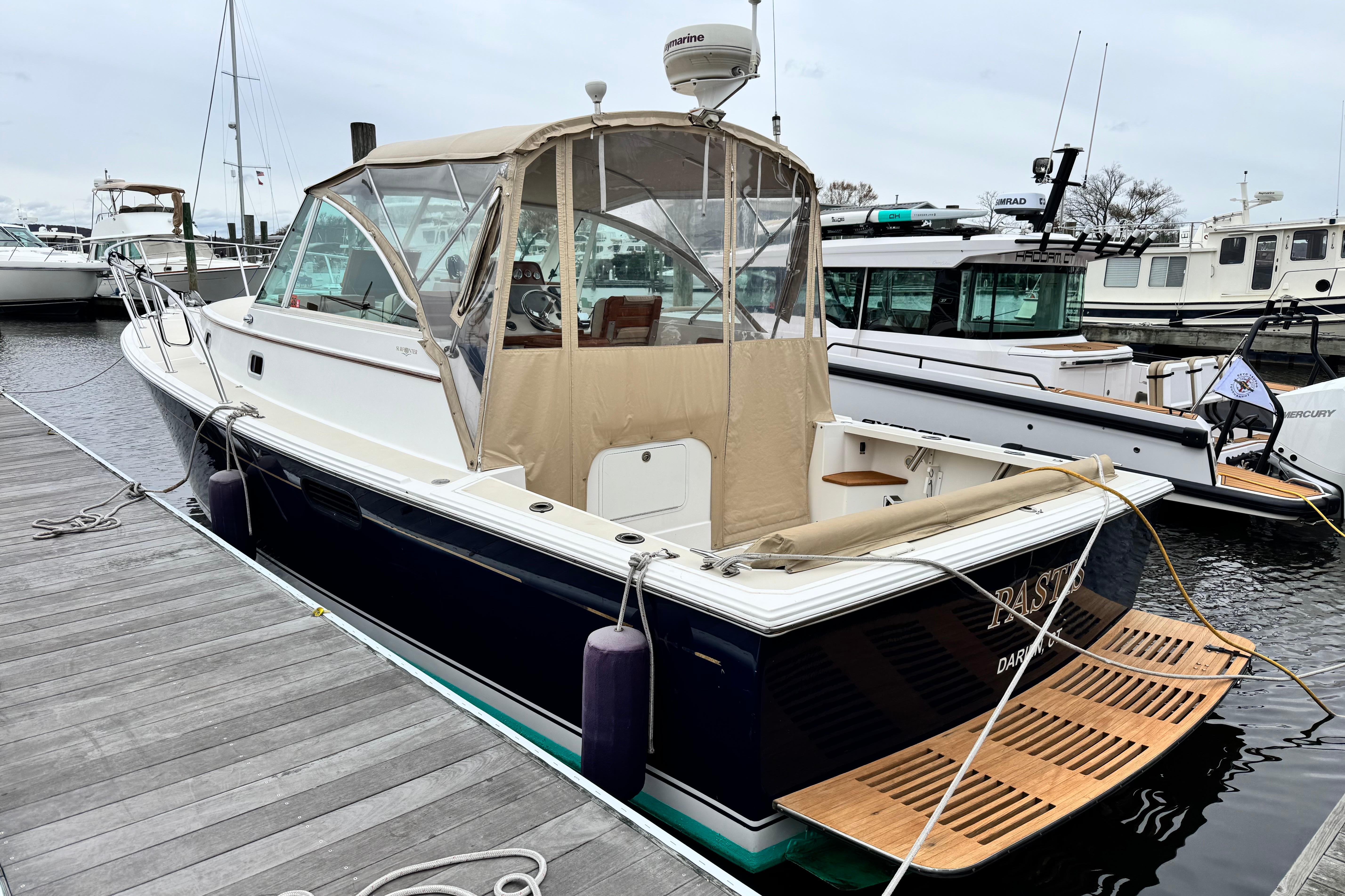 2005 Hunt Yachts Surfhunter