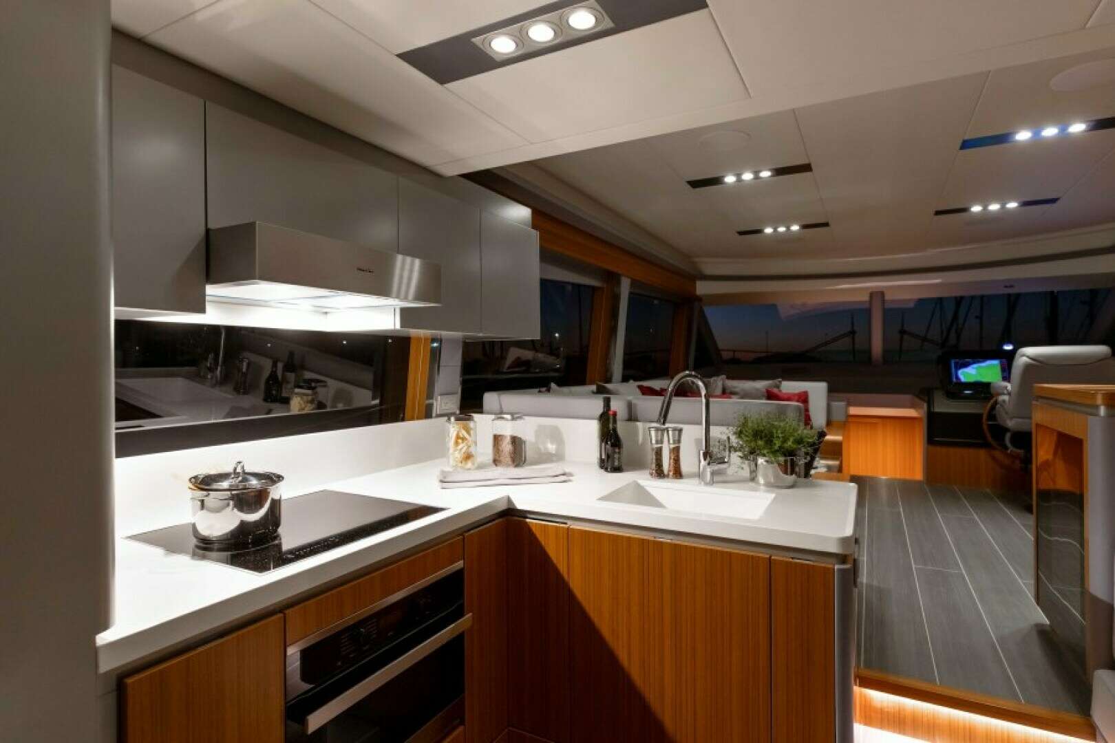 2021 Greenline OceanClass 68 Fly - Image 25