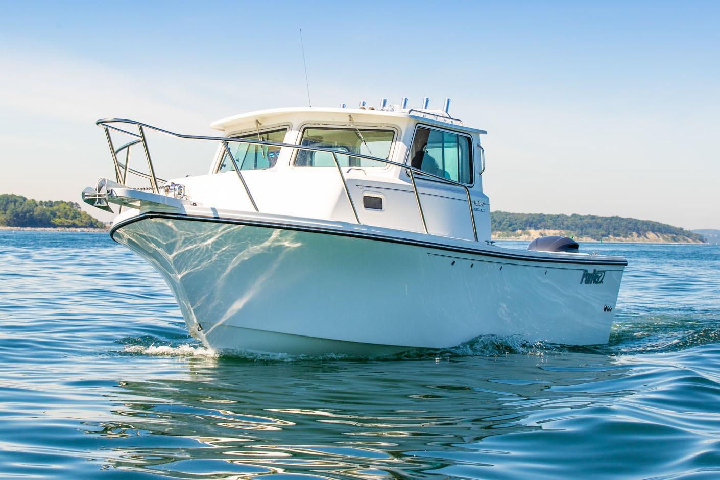 2026 Parker 257 Explorer