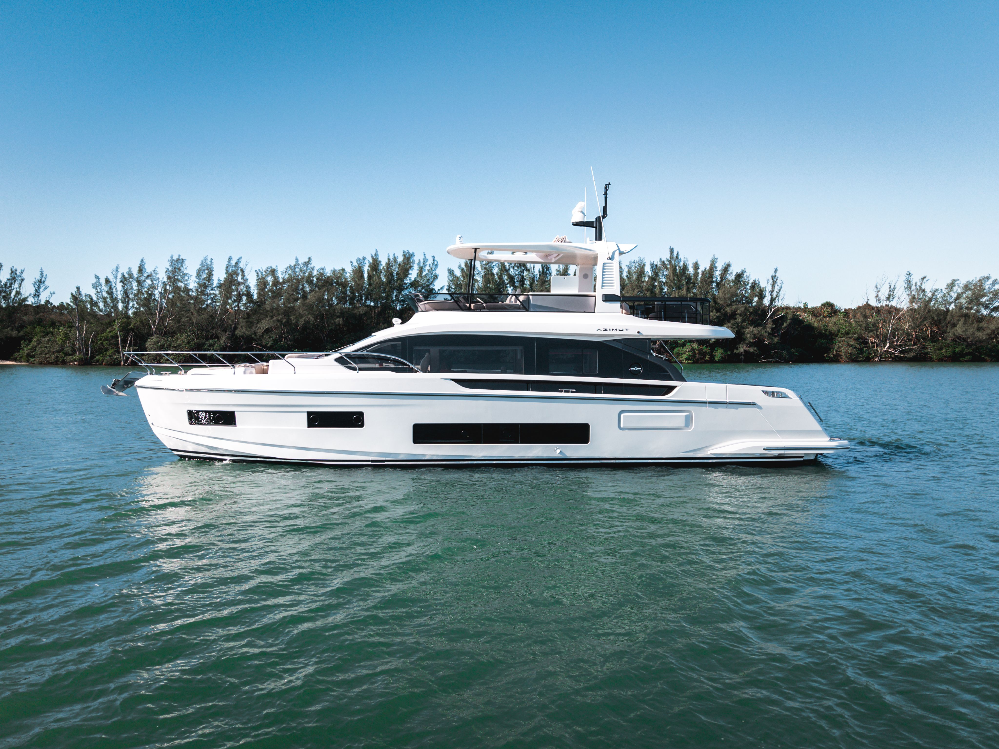 2026 Azimut Fly 62 - 63
