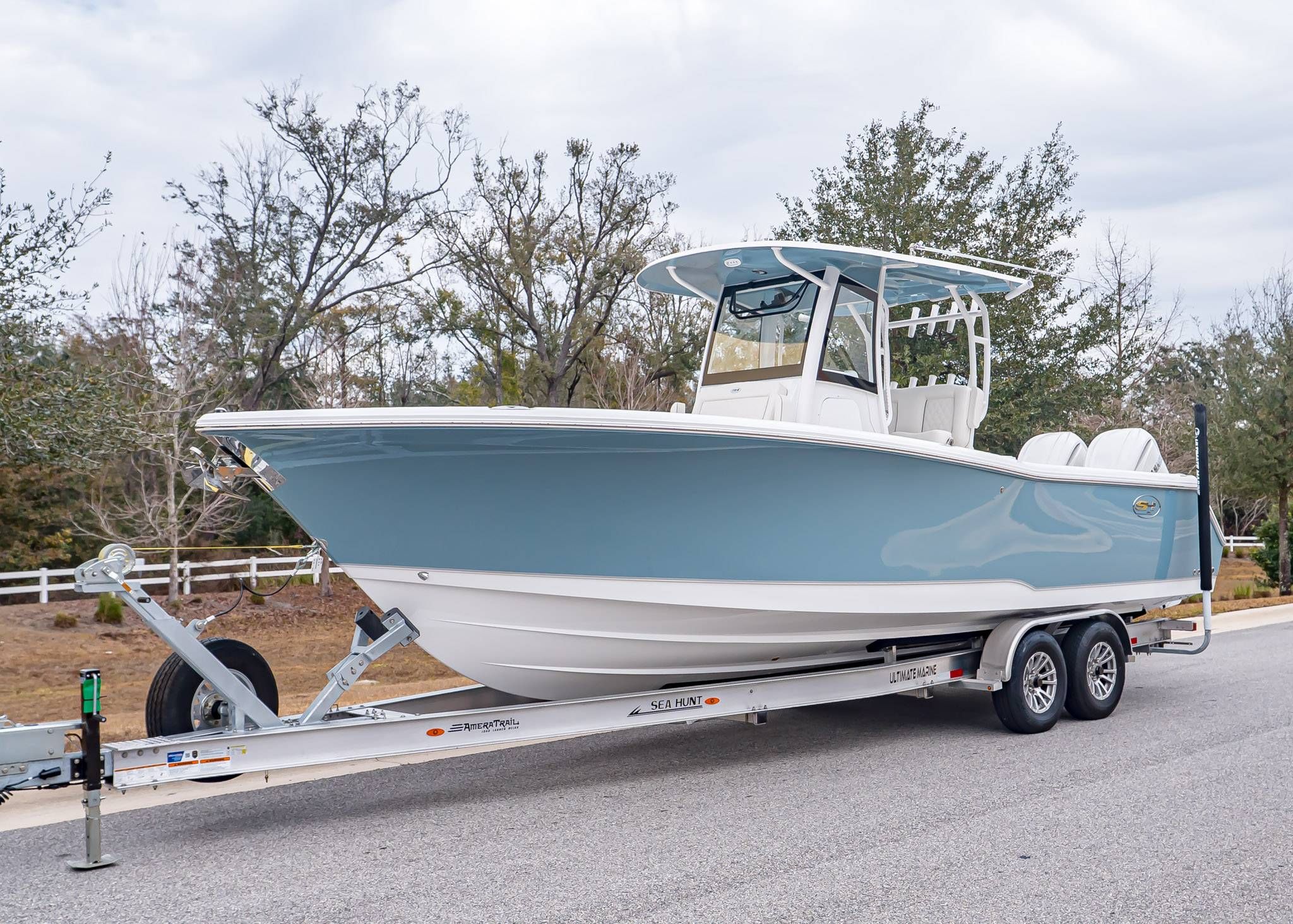 2026 Sea Hunt Gamefish 28 Coffin Box