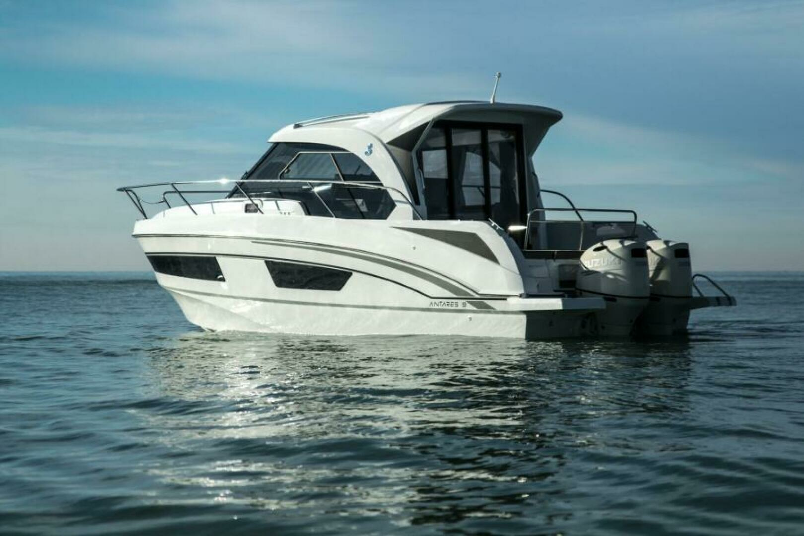2025 Beneteau Antares 9 - Image 2