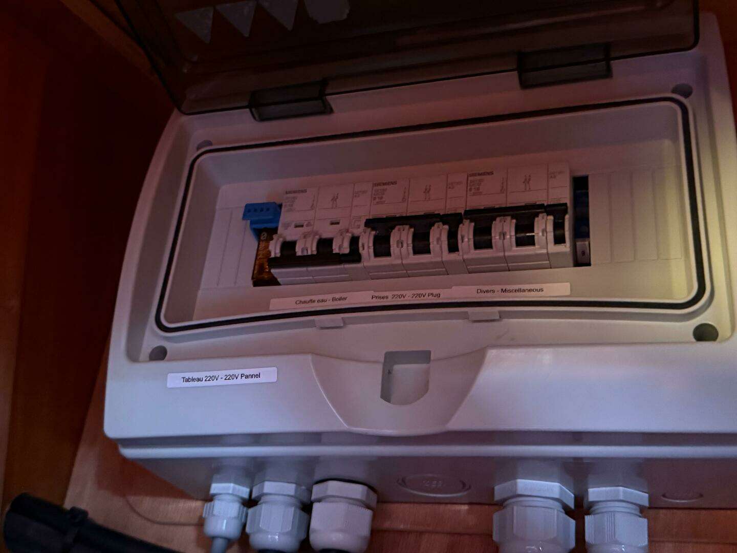 2011 Allures 45 - Image 38