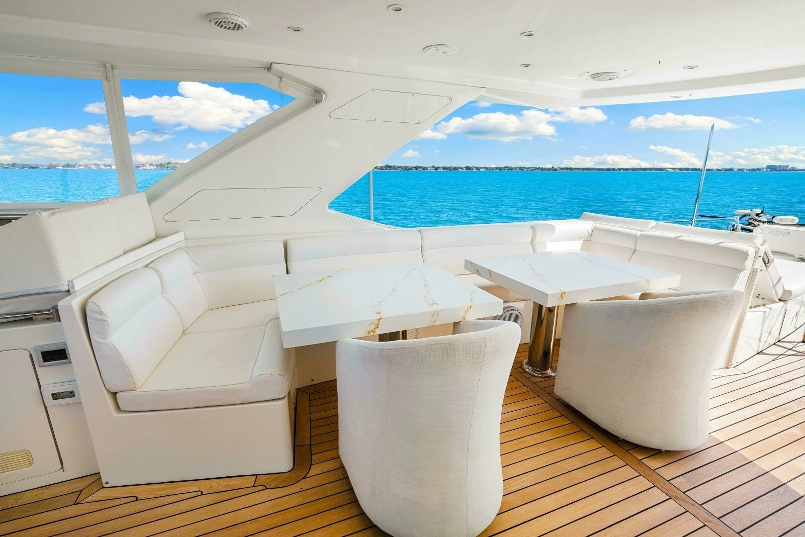 2010 Ocean Alexander 83 Motor Yacht - Image 50