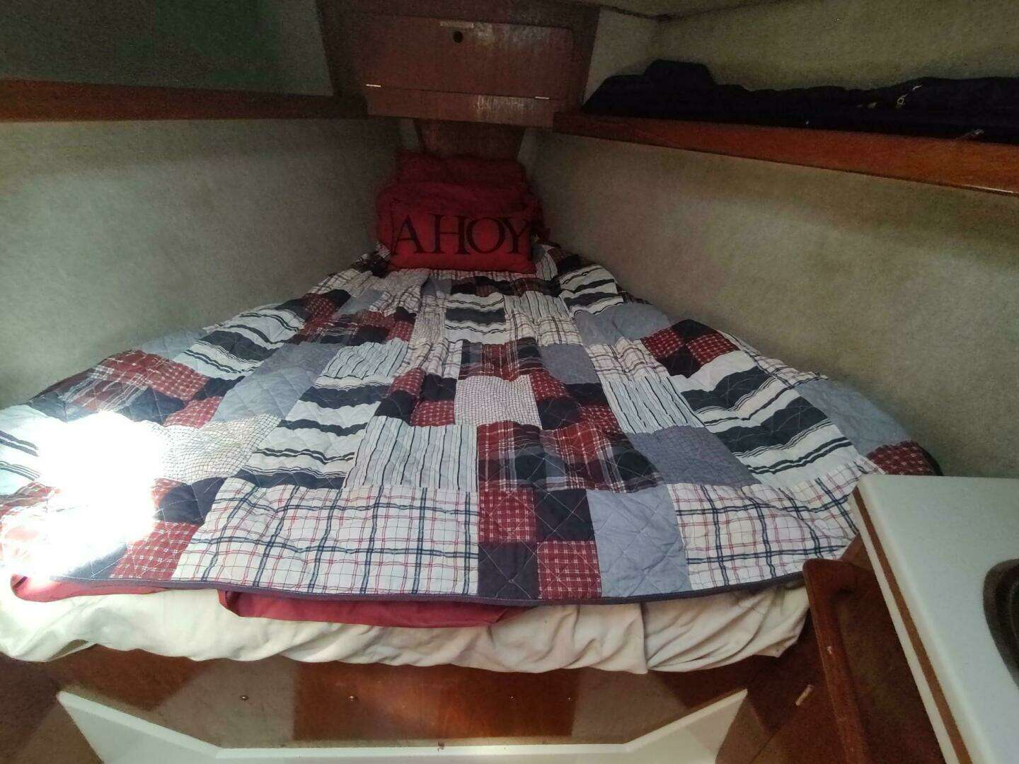 1987 Hunter 37 Legend - Image 48