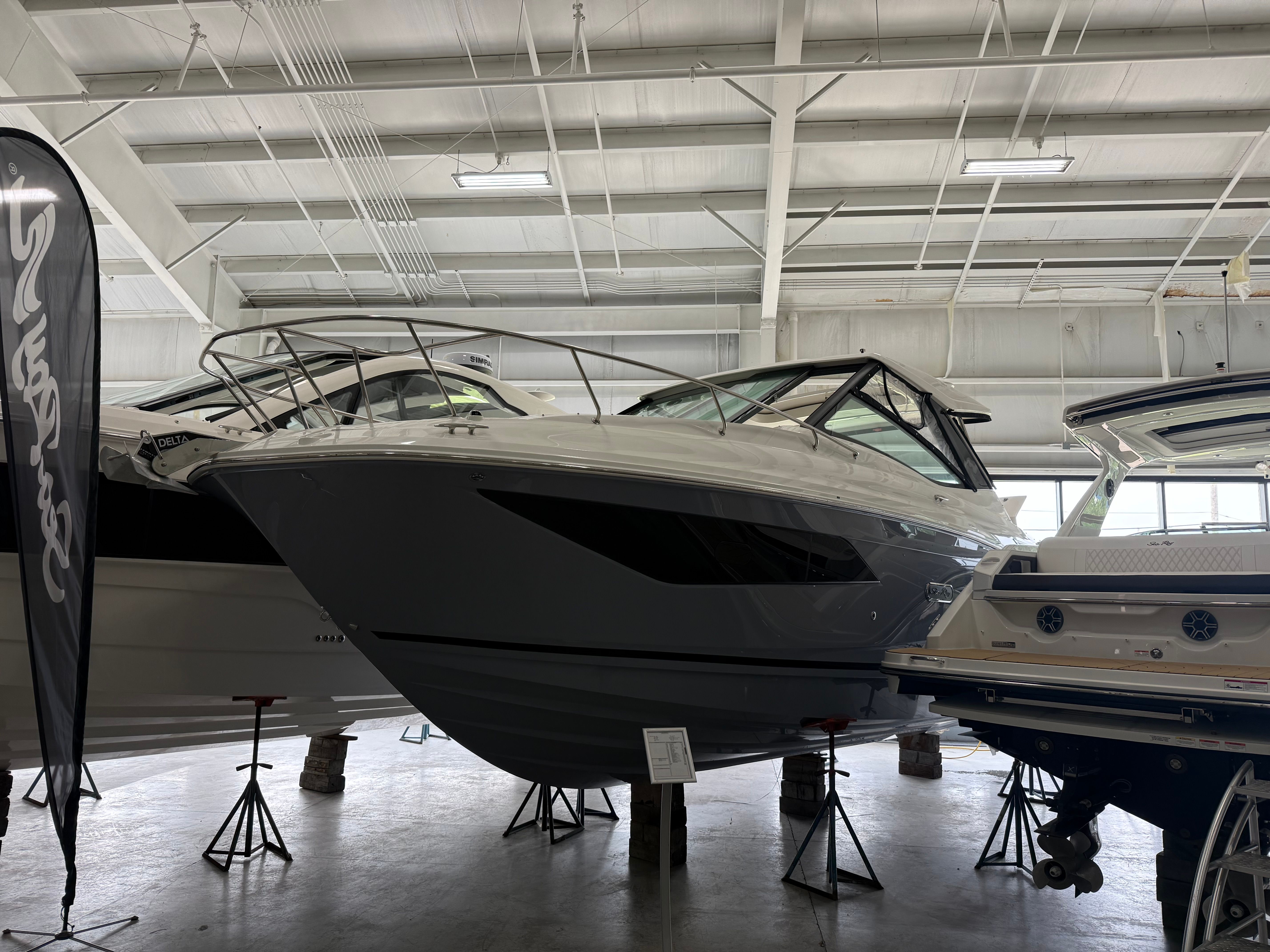 2026 Sea Ray Sundancer 320