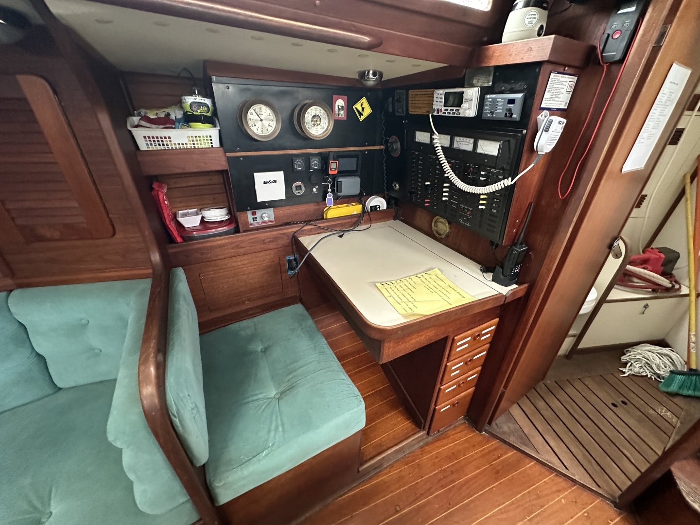 1991 Sabre 425 - Image 8